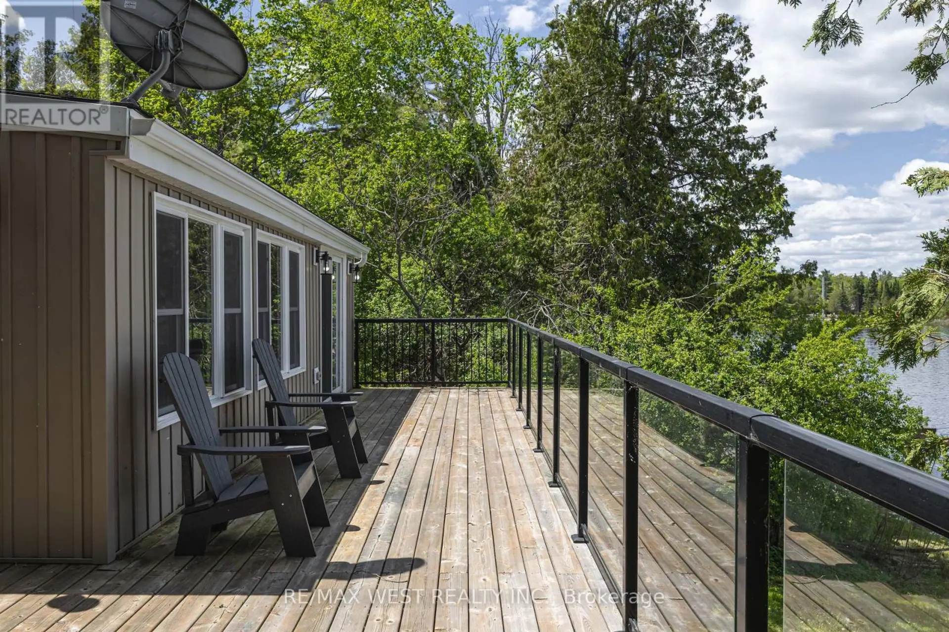 15 MANCHESTER TRAIL - Image 15