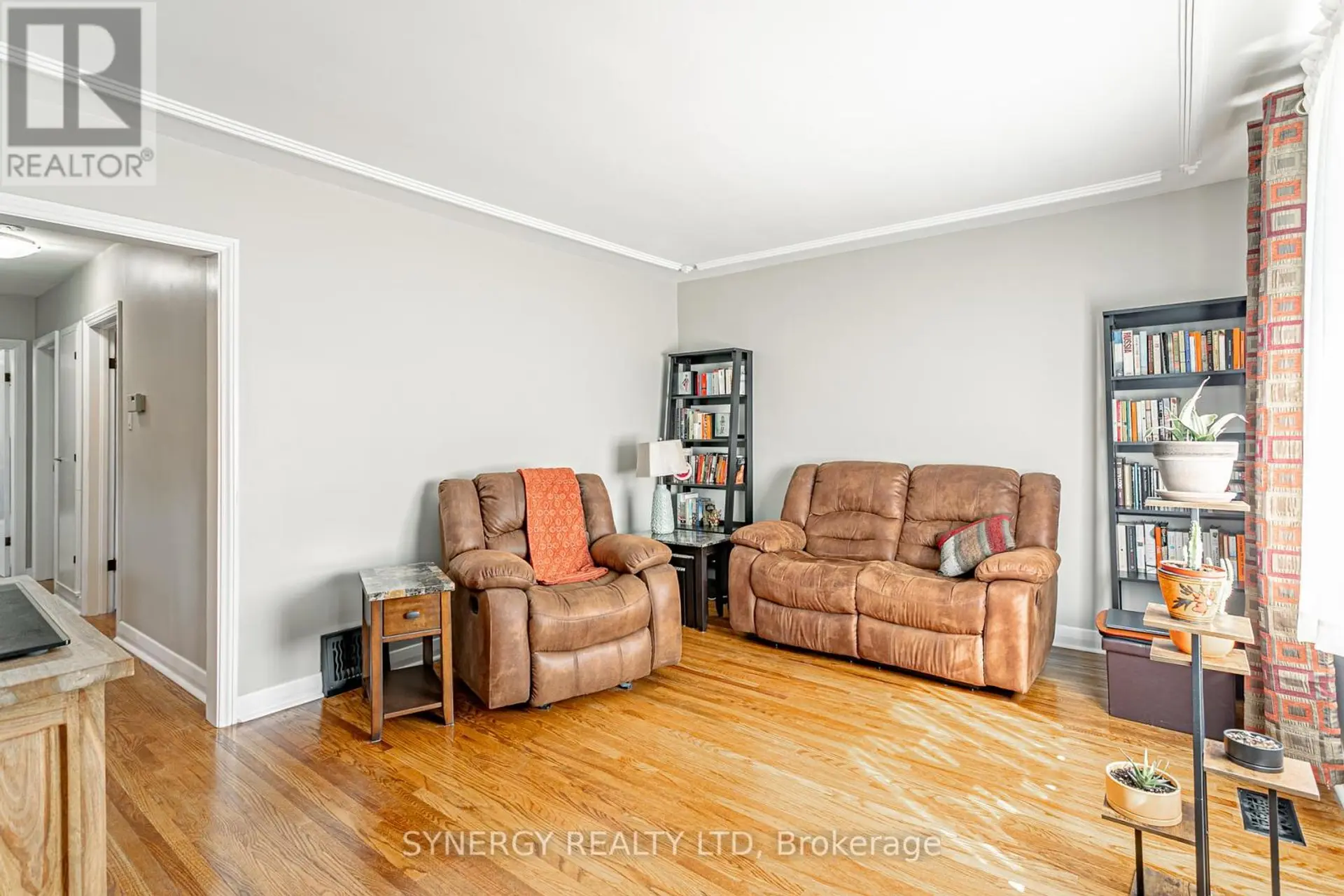 227 STERLING STREET - Image 7