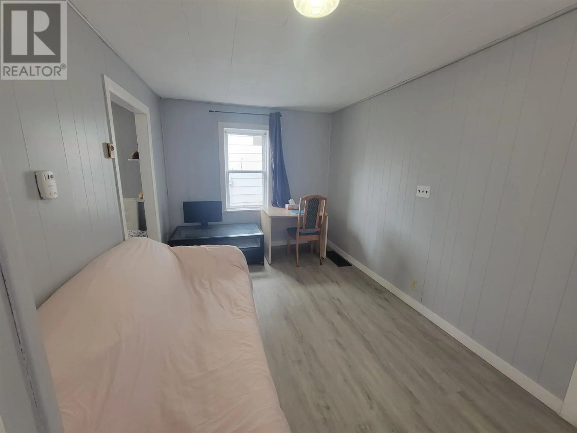 119 Grosvenor AVE - Image 7