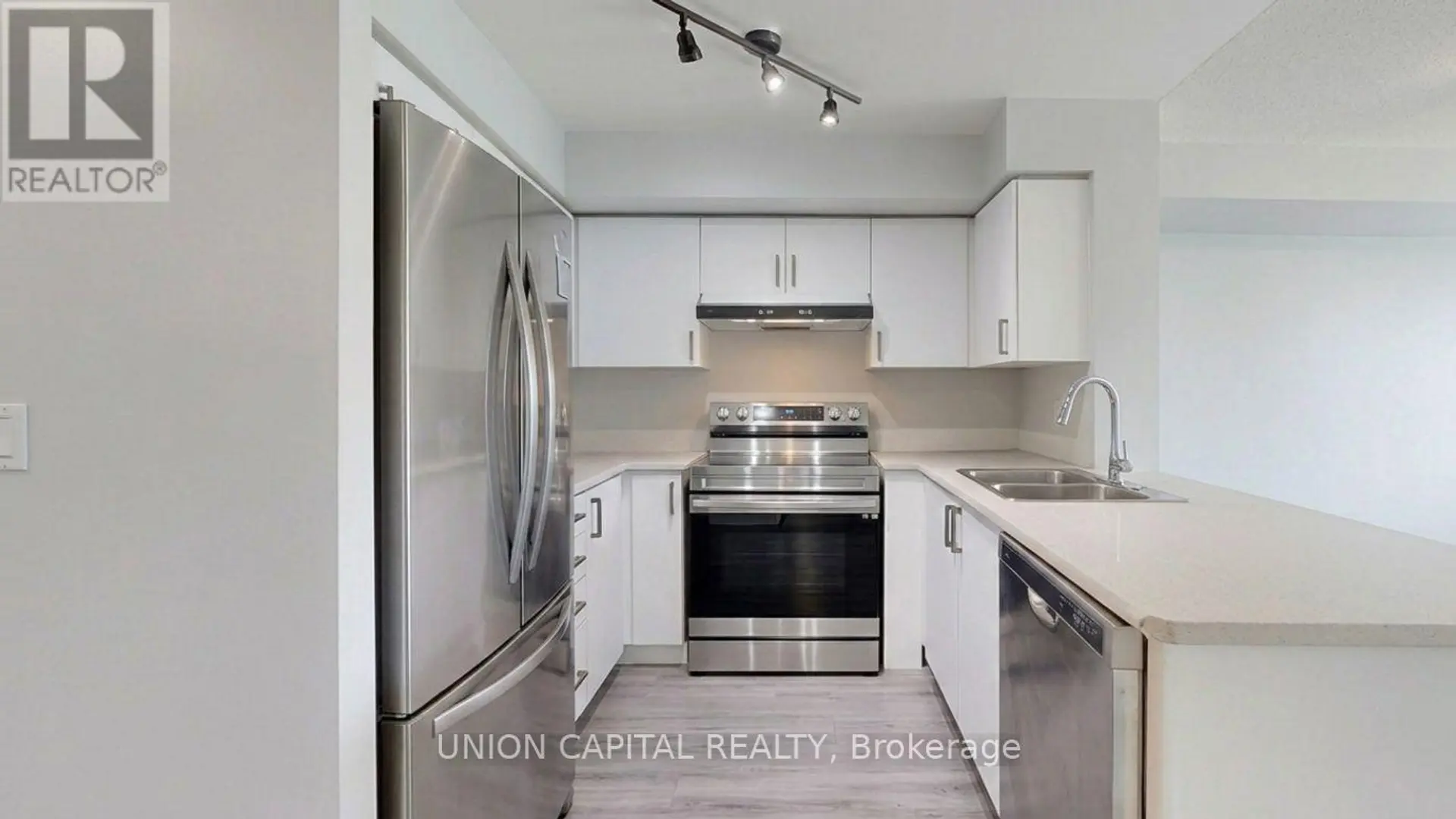 #217 3 ELLESMERE STREET - Image 9