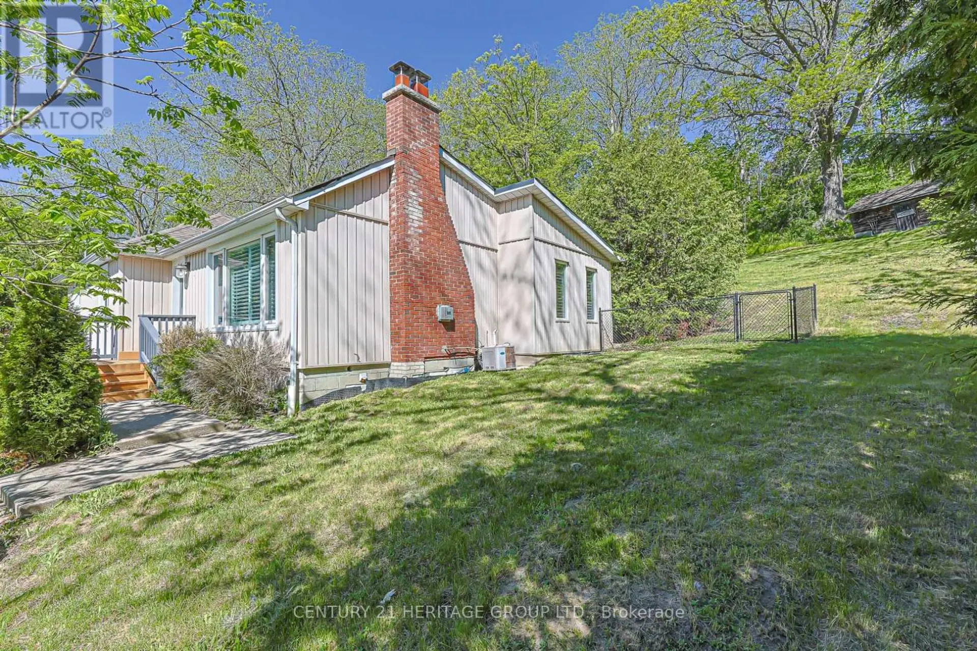 178 MAIN STREET N - Image 18