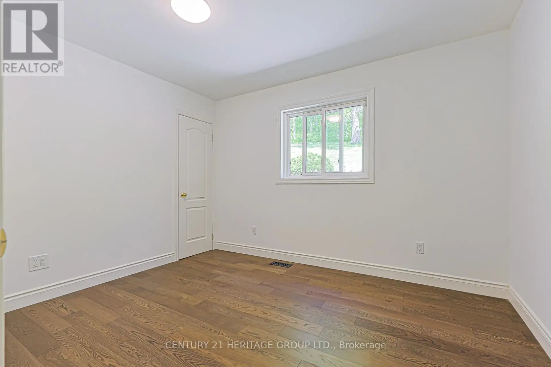 178 MAIN STREET N - Image 9
