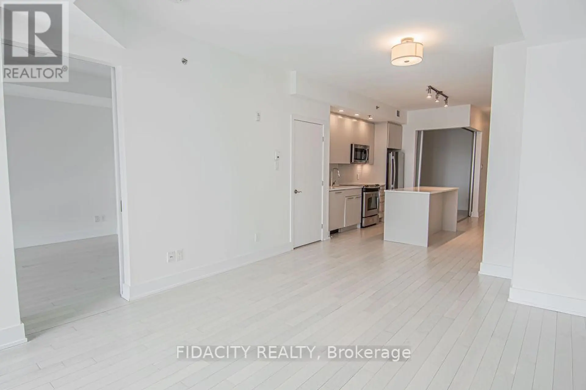 #513 88 RICHMOND ROAD - Image 8