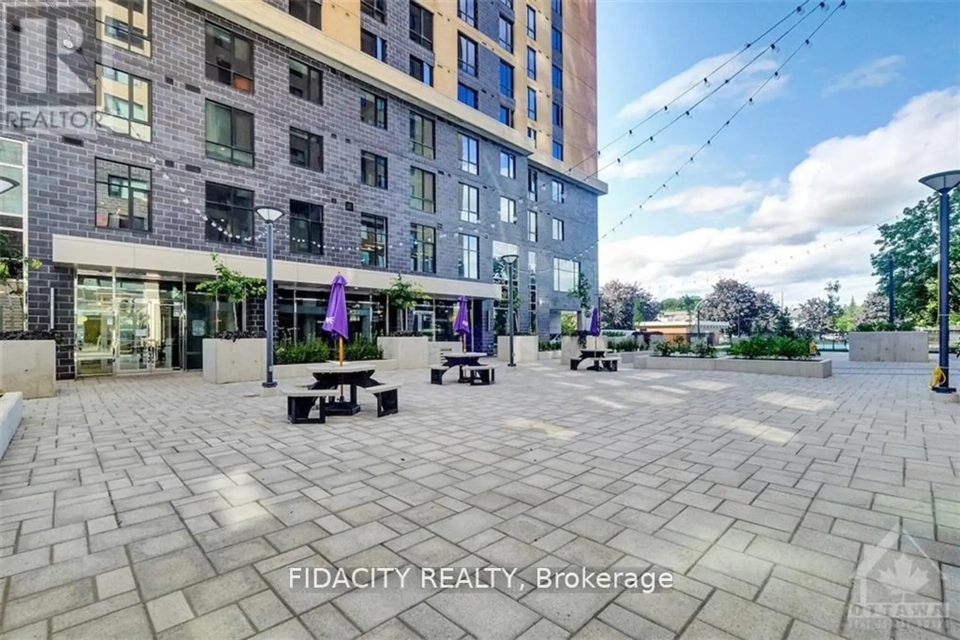 #1615 105 CHAMPAGNE AVENUE S - Image 7