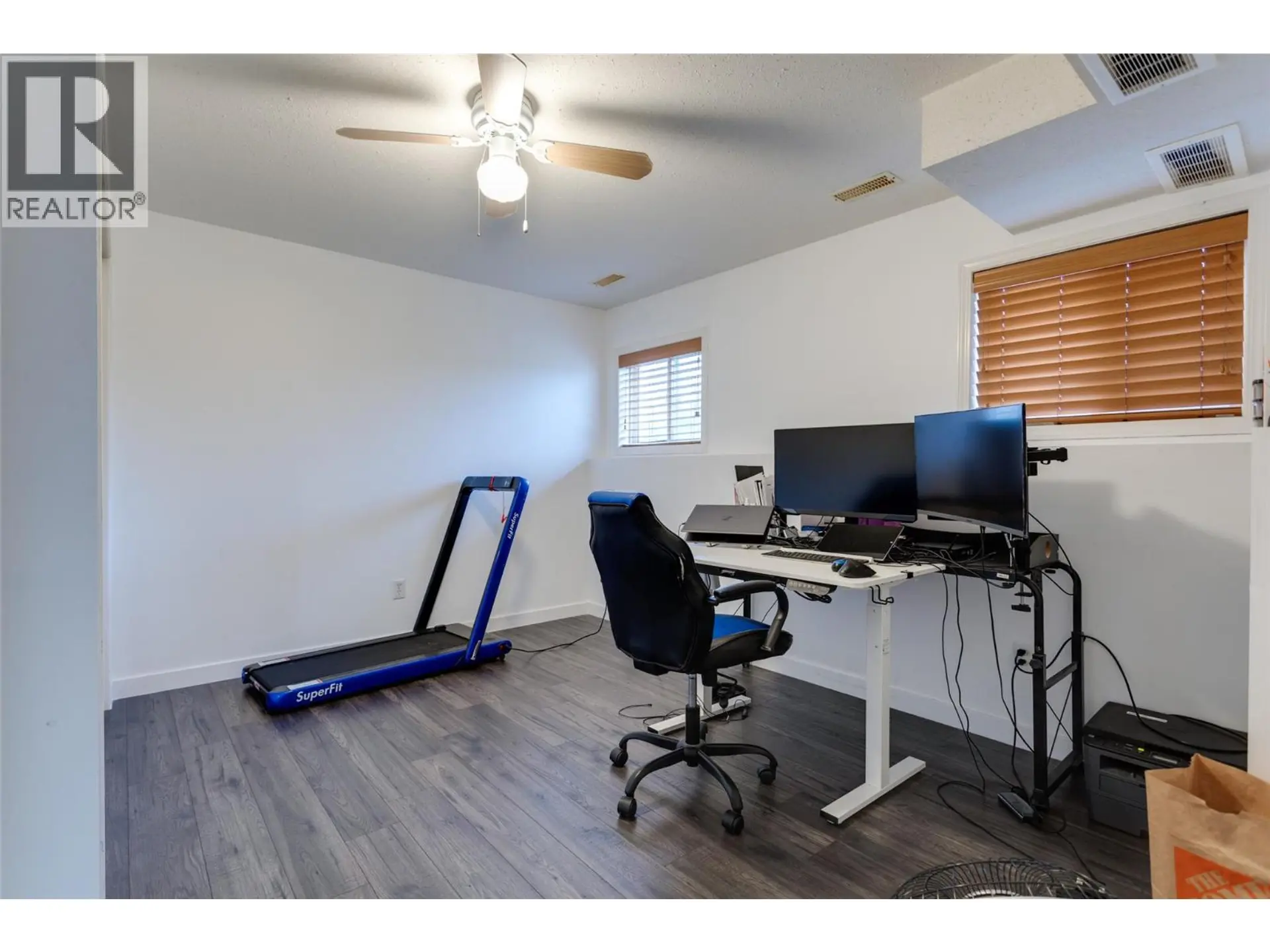 #115 133 Wyndham Crescent - Image 15