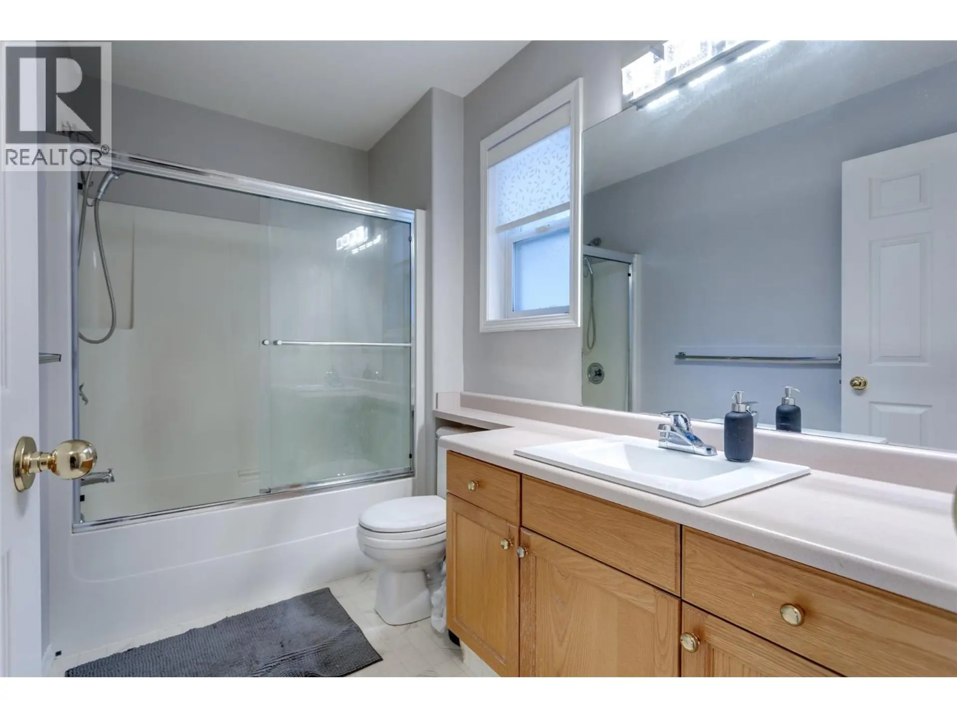 #115 133 Wyndham Crescent - Image 12