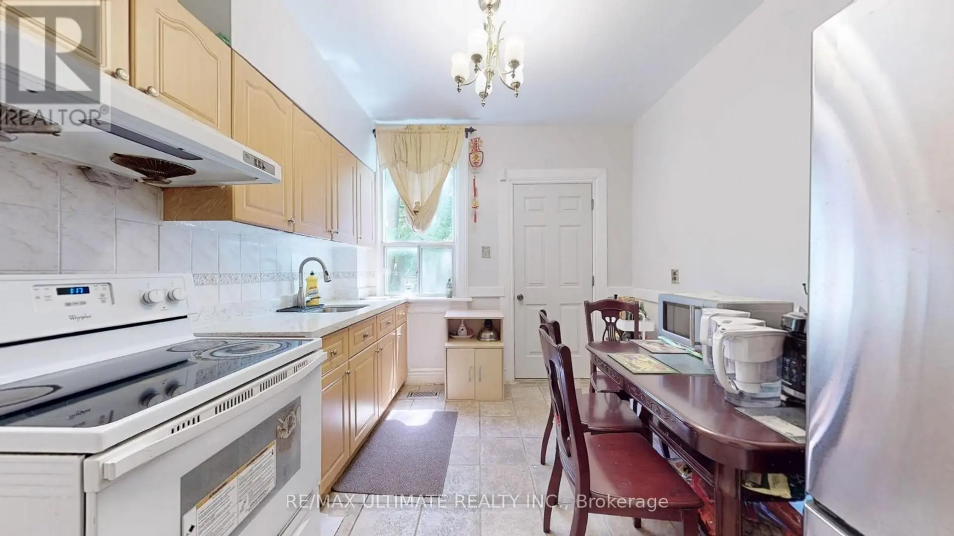 1299 DUNDAS STREET E - Image 4