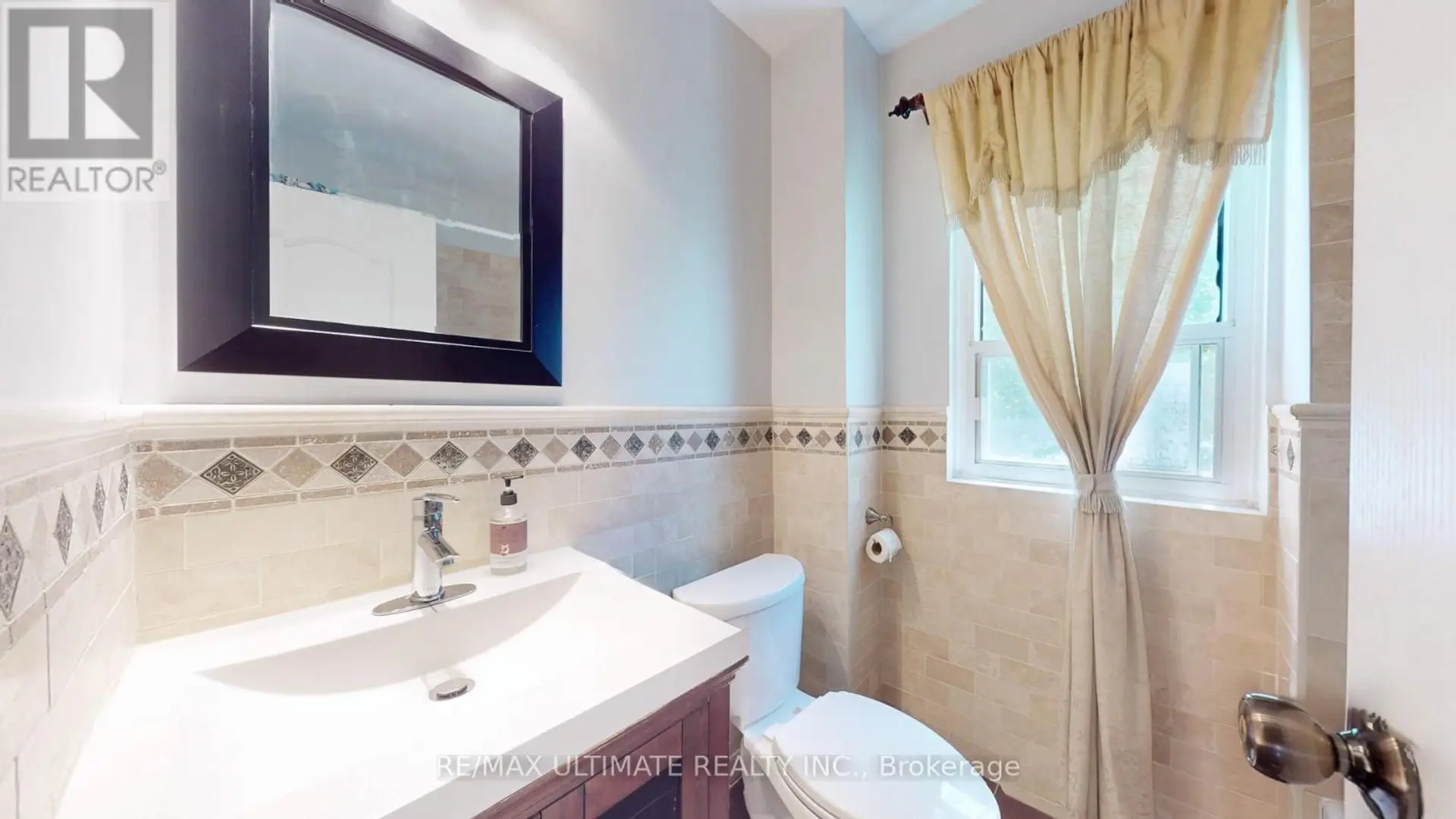 1299 DUNDAS STREET E - Image 8