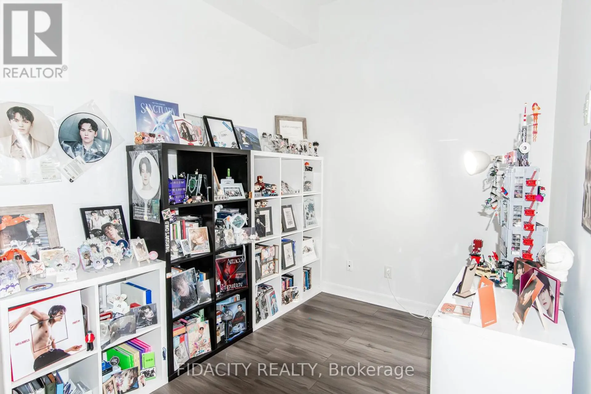 #10M 310 CENTRAL PARK DRIVE - Image 10