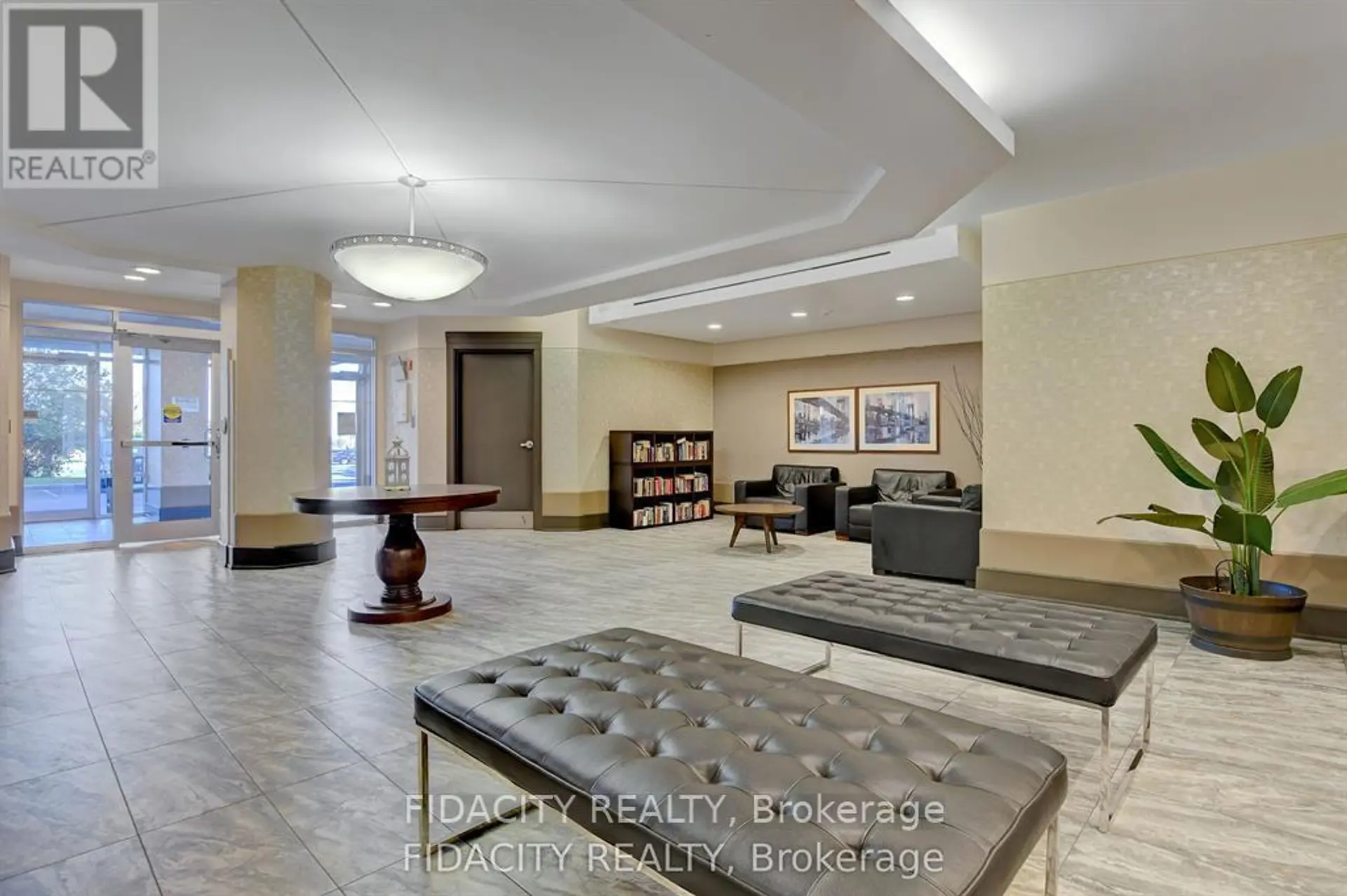 #10M 310 CENTRAL PARK DRIVE - Image 2