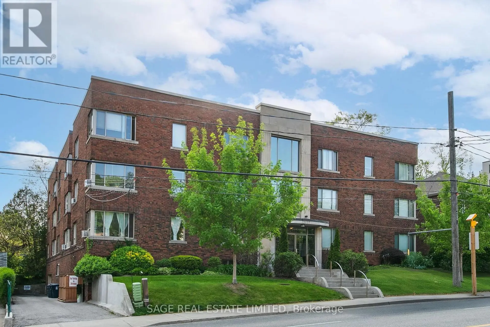 #204 1840 BATHURST STREET - Image 1
