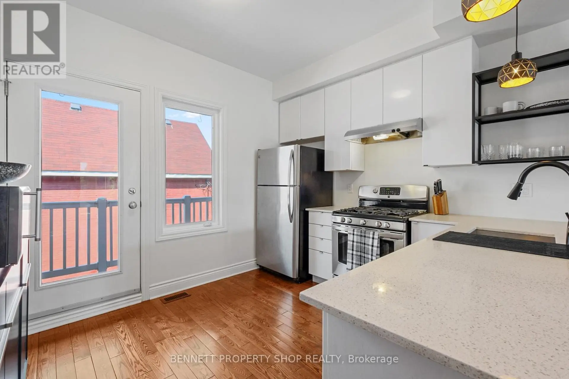 288 CAMBRIDGE STREET N - Image 8