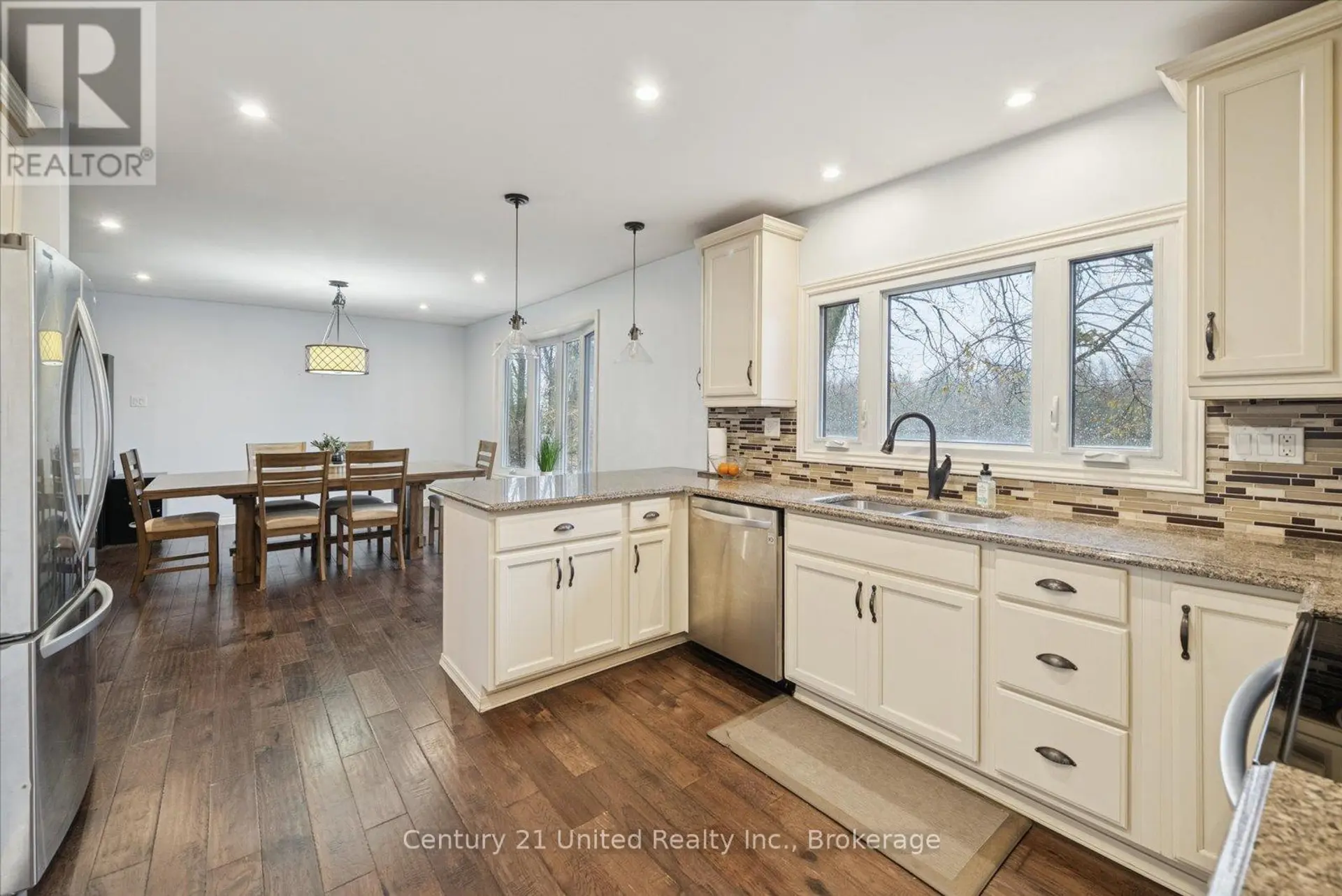 266 GREENWOOD ROAD - Image 16