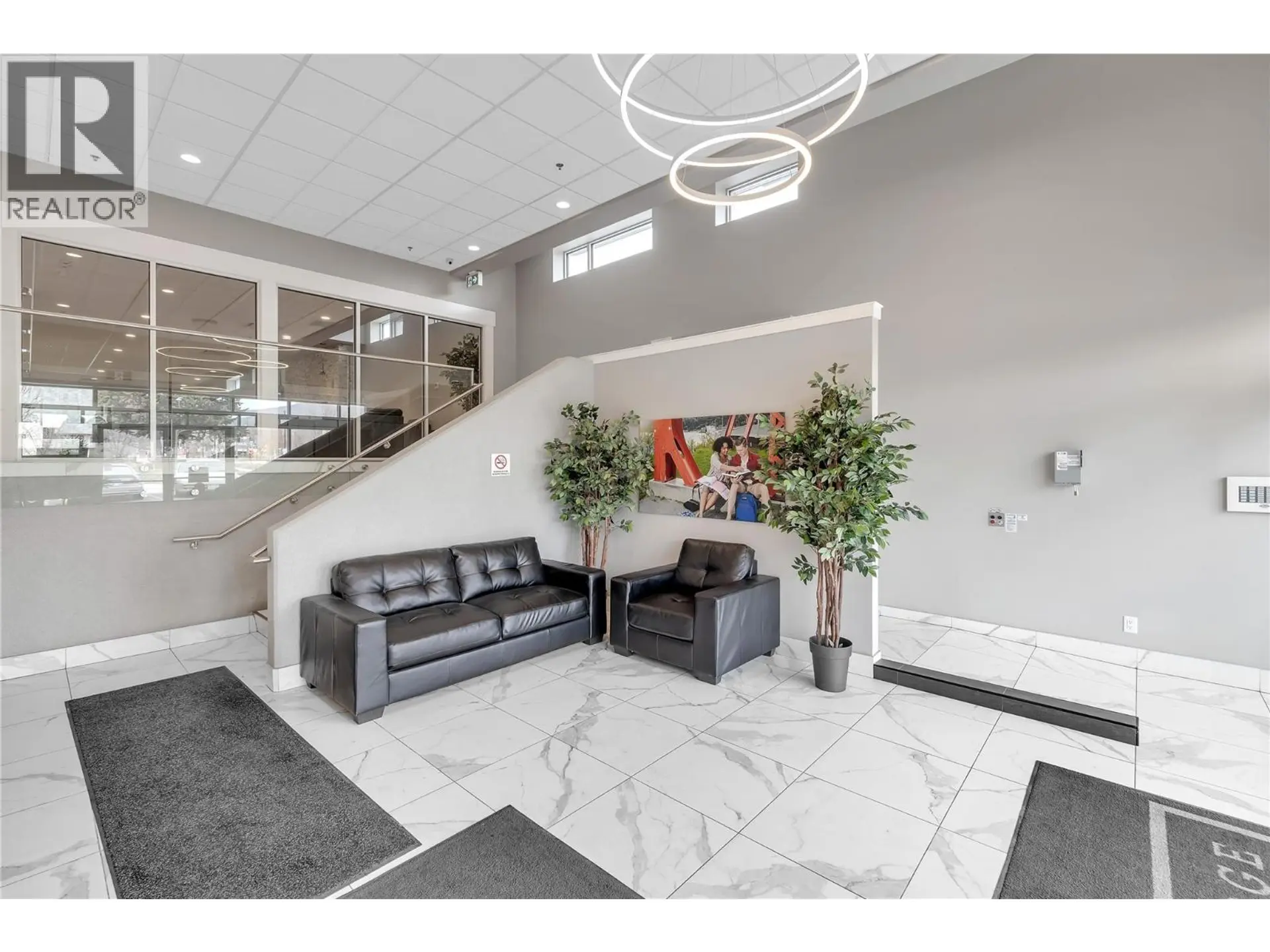#426 925 Leon Avenue - Image 14