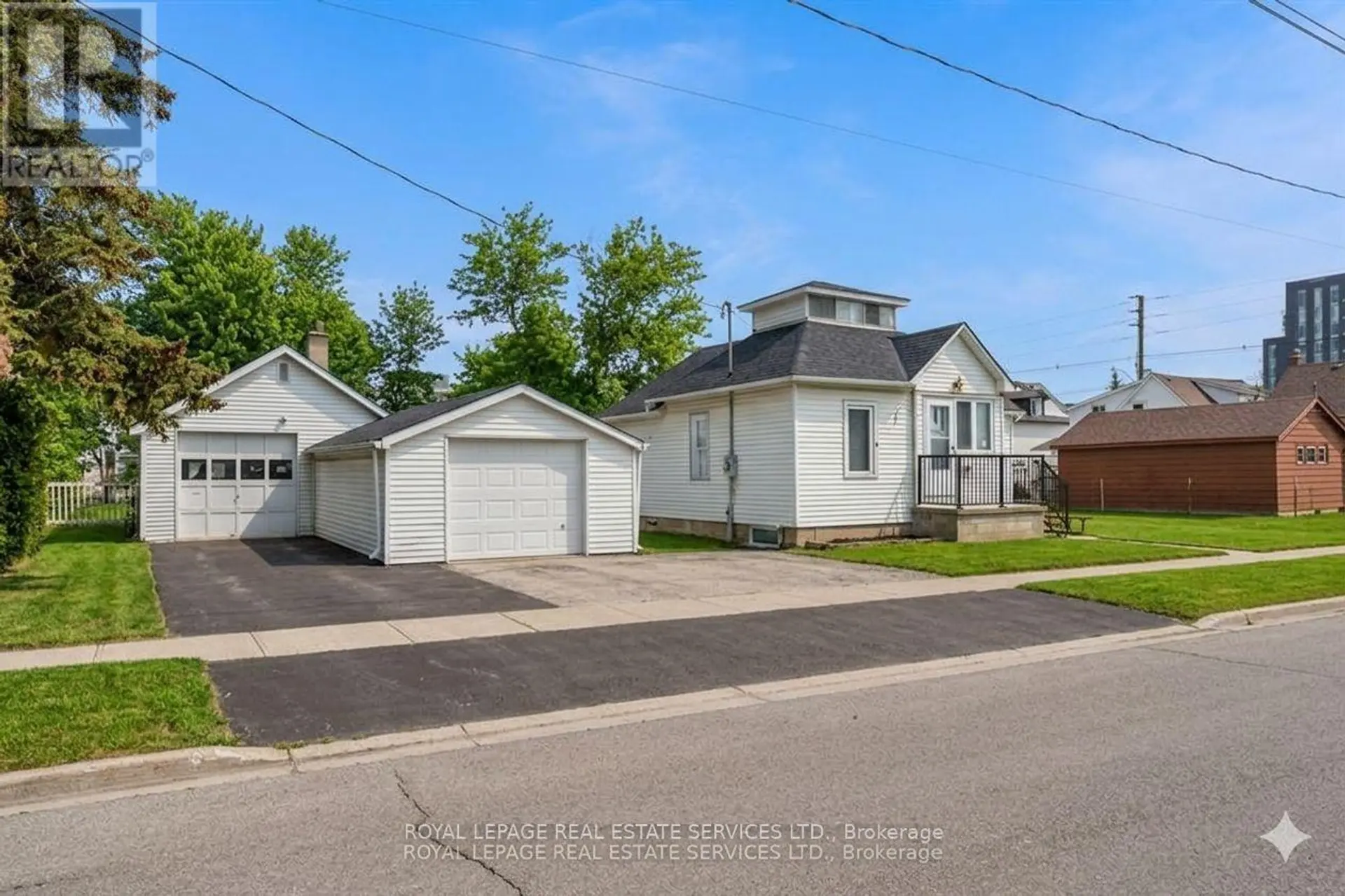2386 SOVEREIGN STREET - Image 8