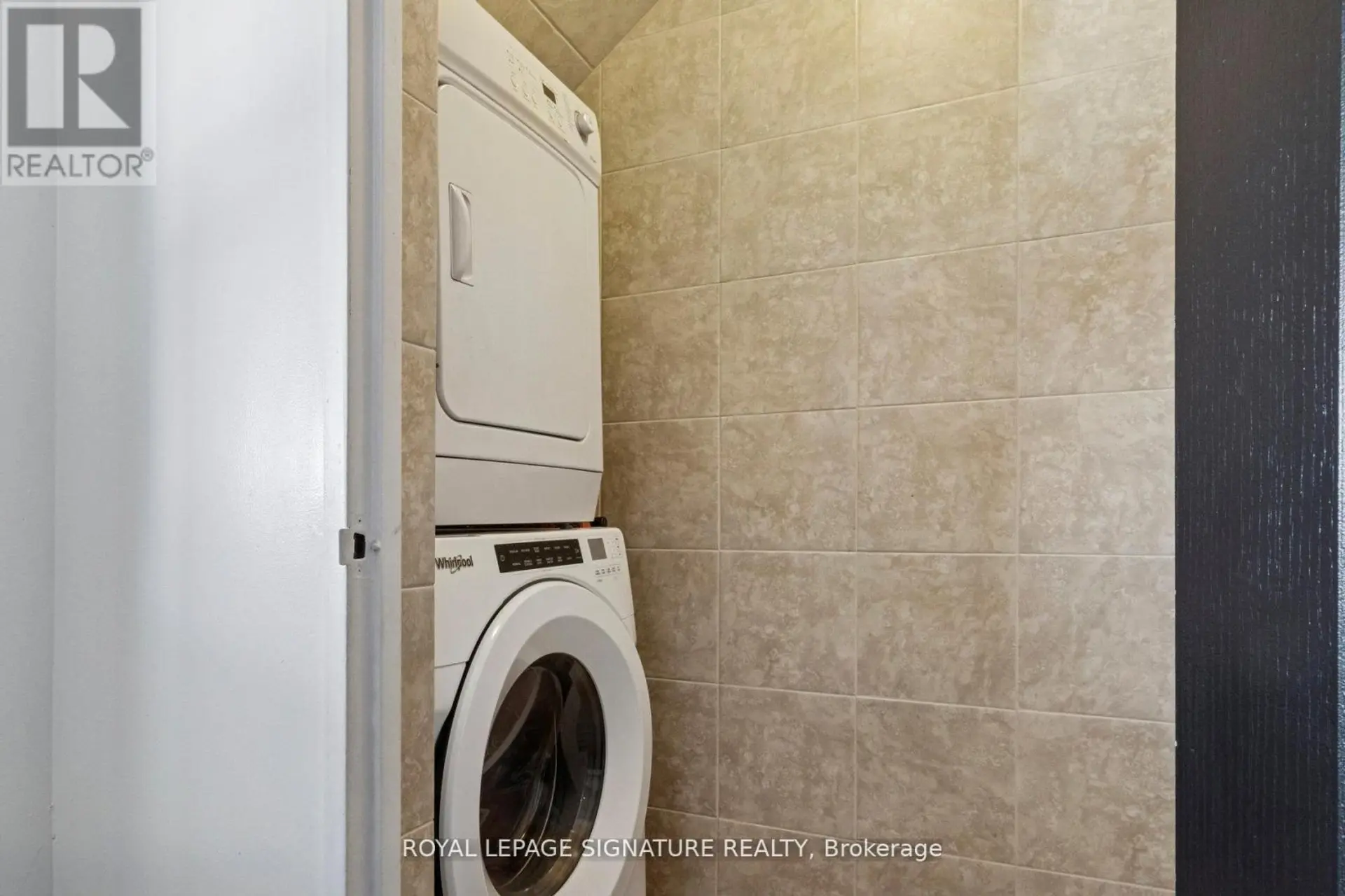 #720 4645 JANE STREET - Image 12