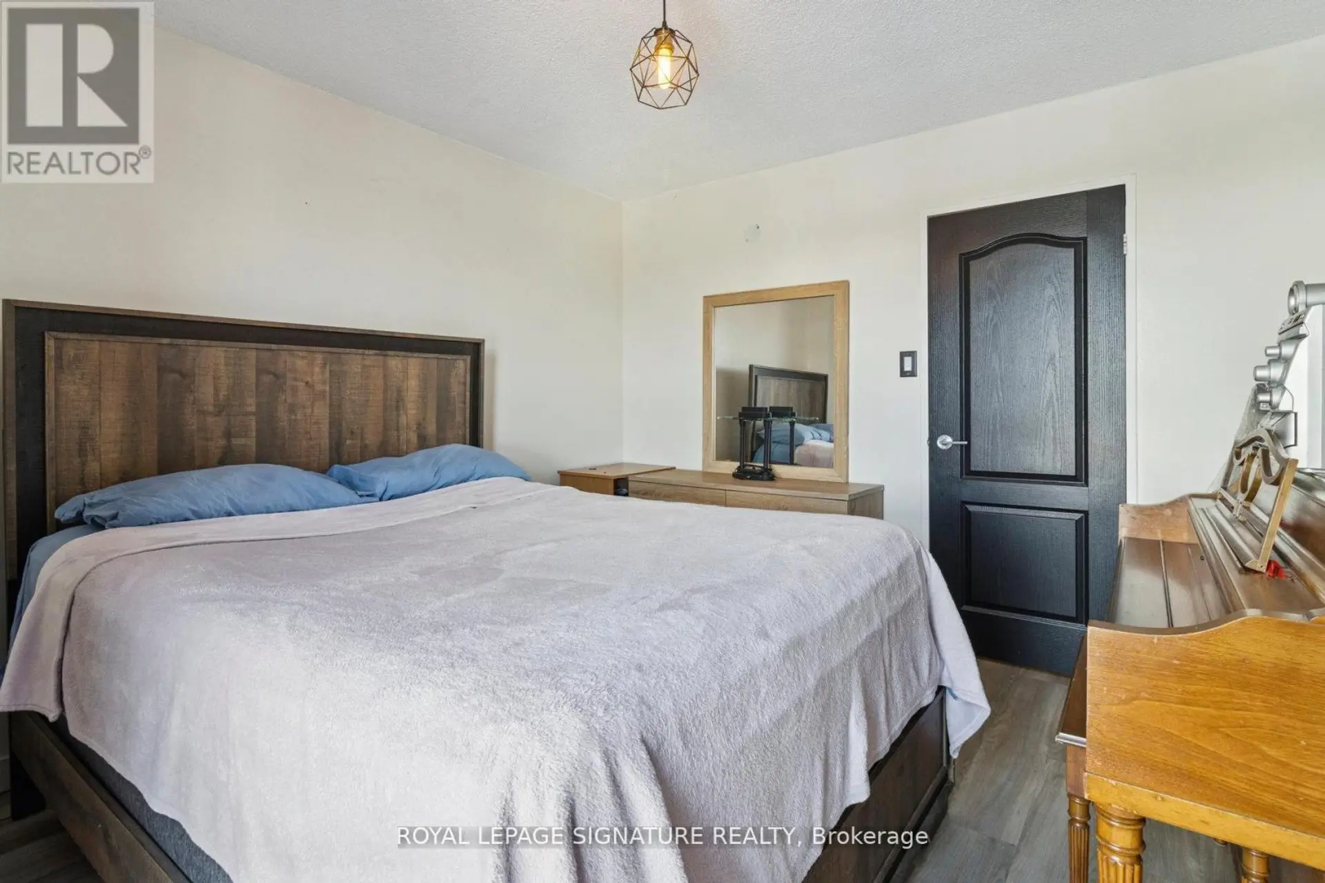 #720 4645 JANE STREET - Image 11