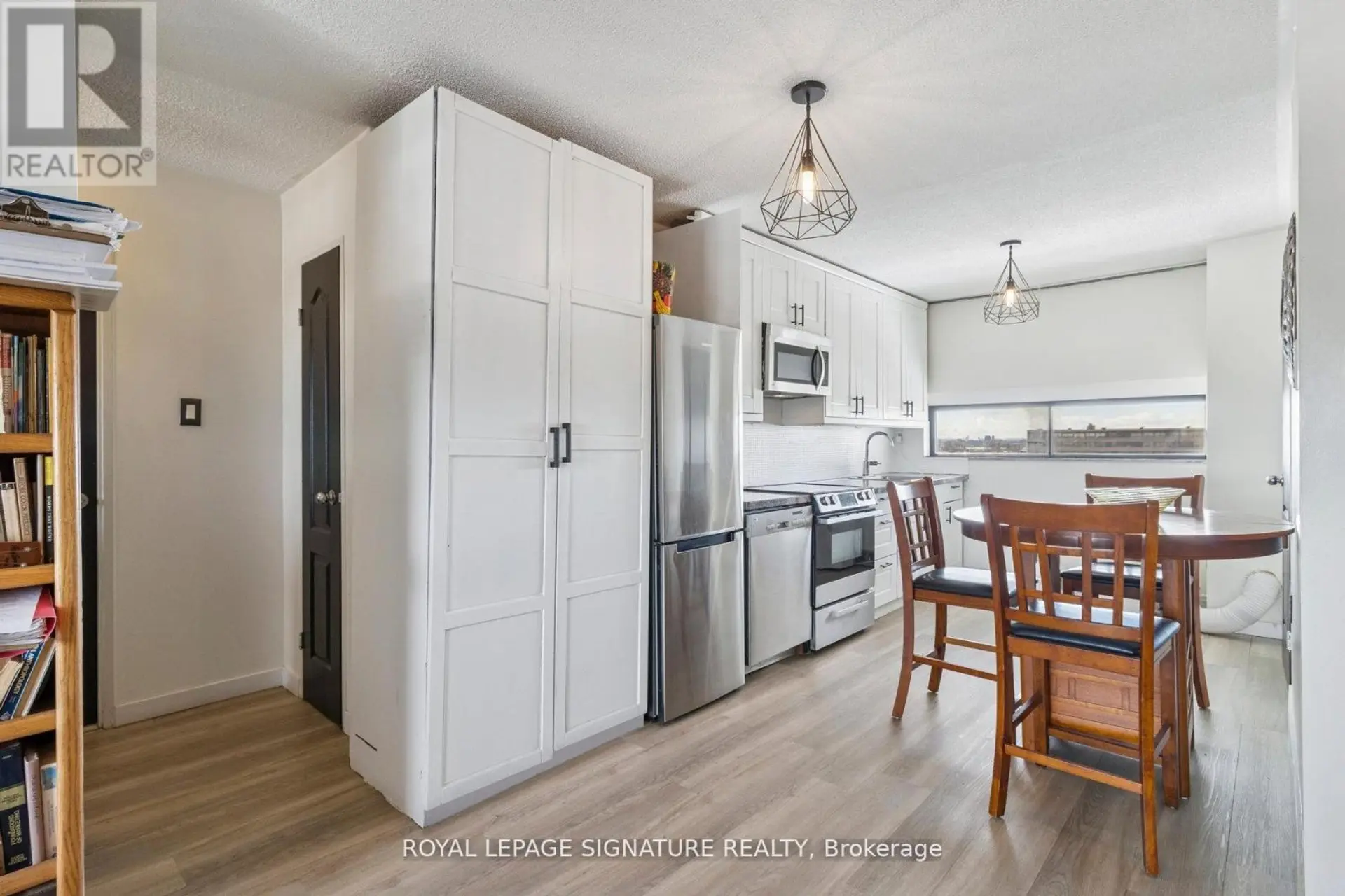 #720 4645 JANE STREET - Image 6