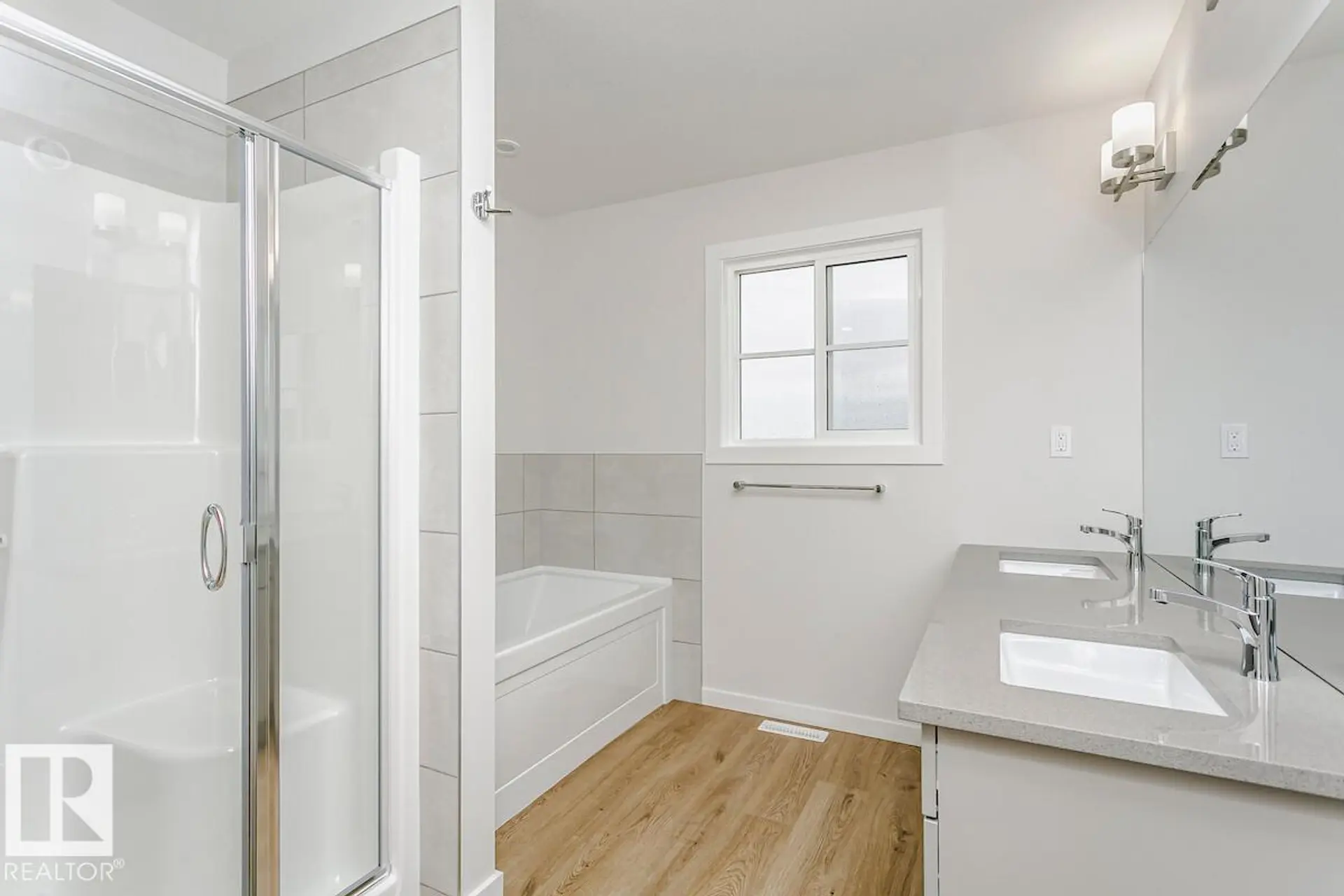 2944 65 ST SW - Image 8