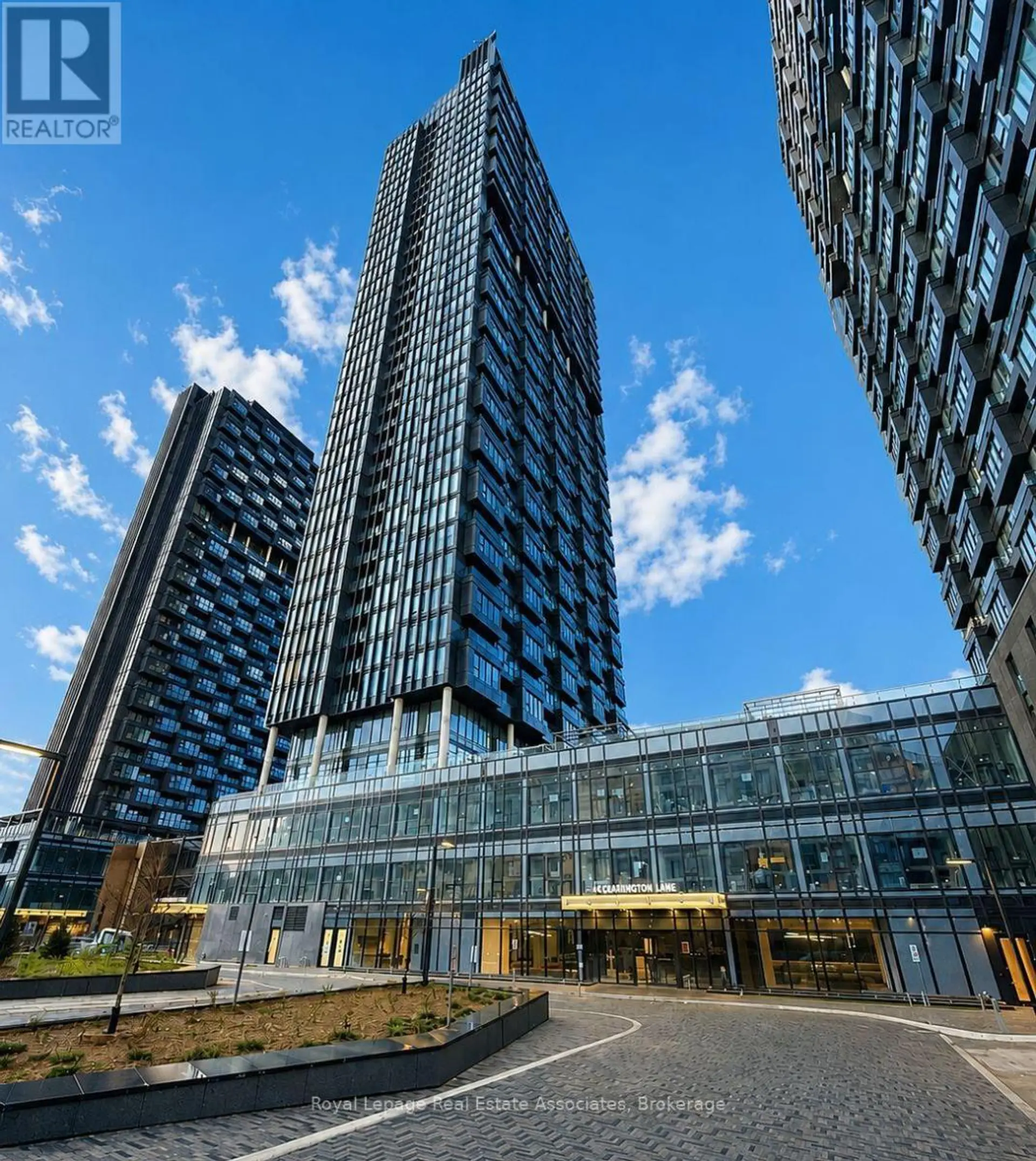 #1004 1 QUARRINGTON LANE - Image 1