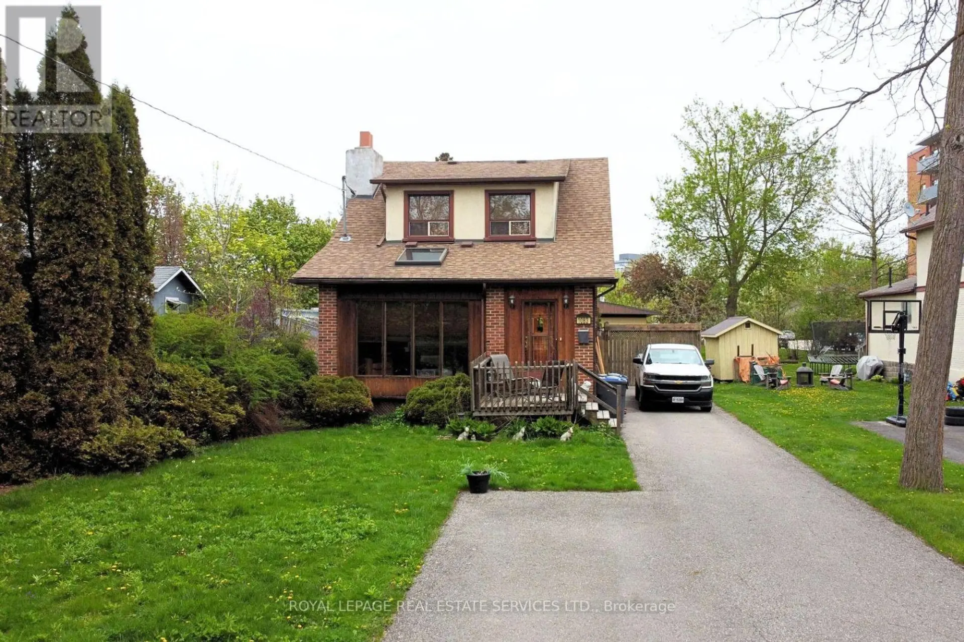 1083 SENECA AVENUE - Image 5