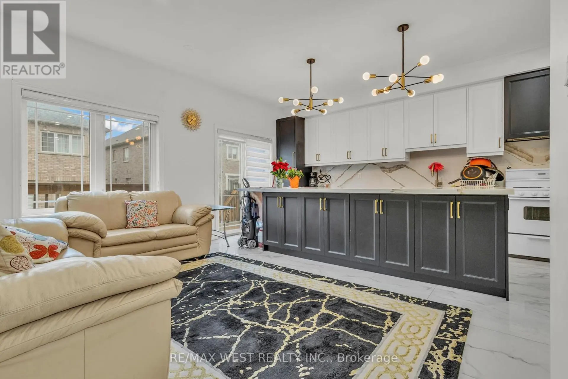 12 WATERSTONE WAY - Image 7