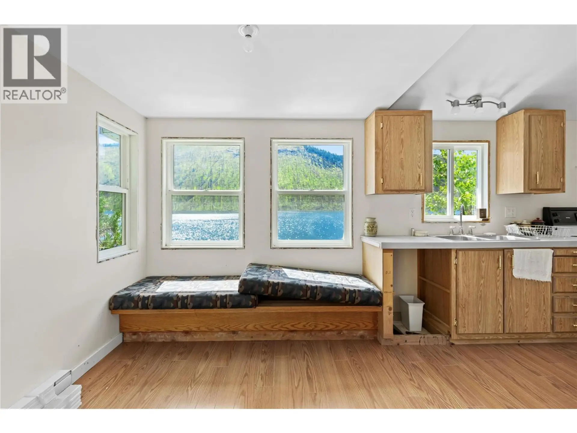 2517 Loon Lake Road - Image 6