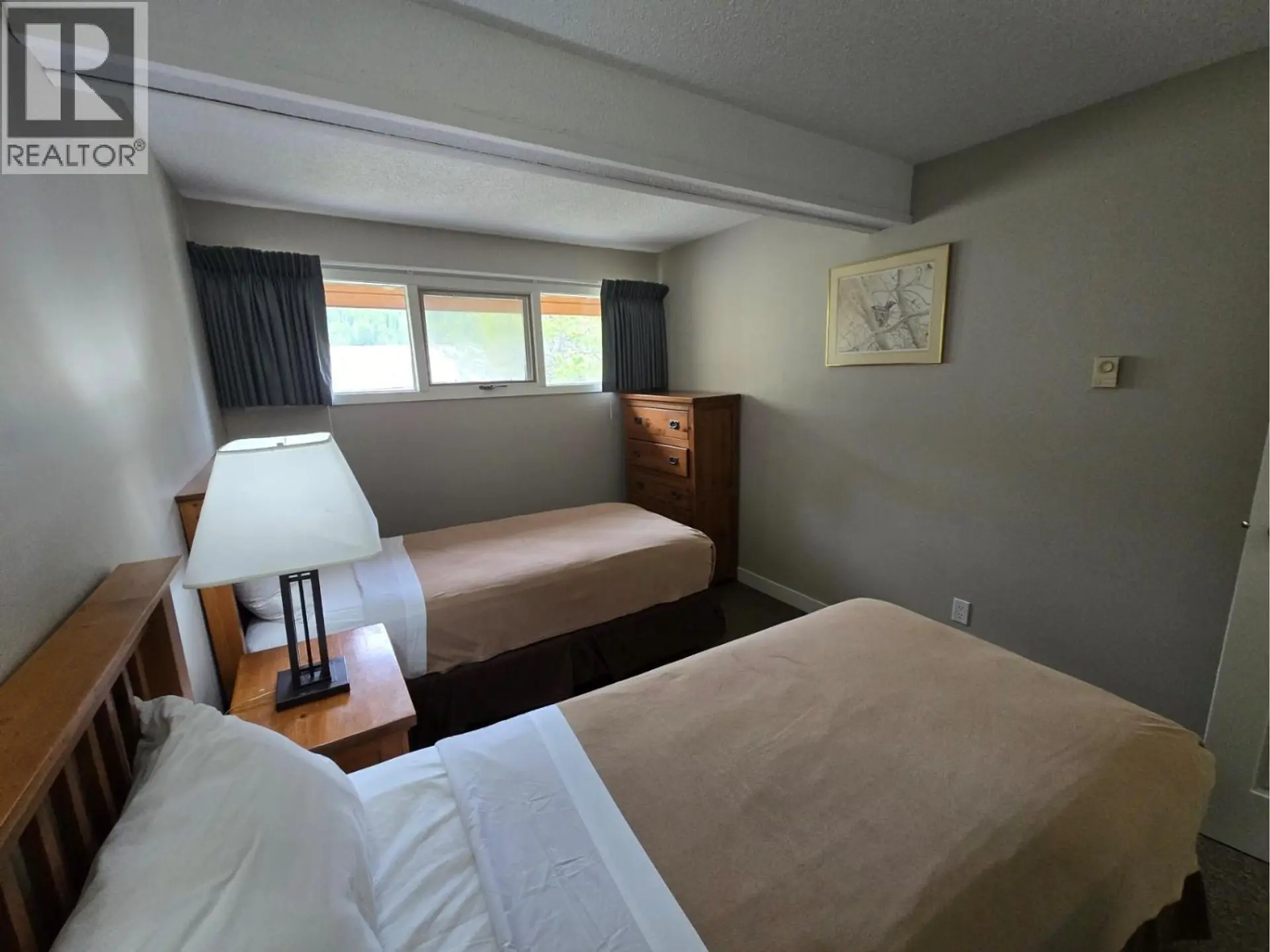 #908 2030 Panorama Drive - Image 16