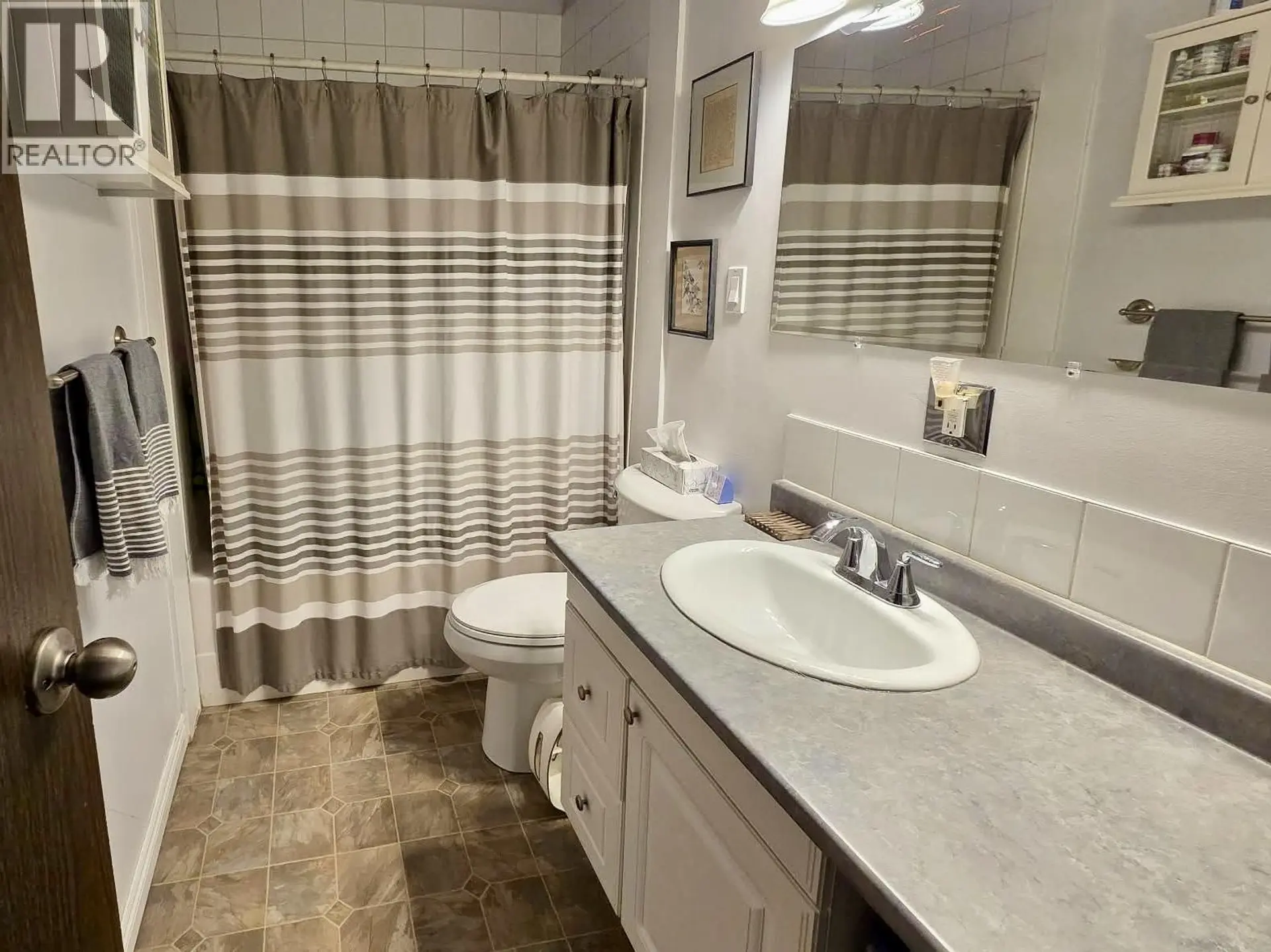 4636 WEBER AVENUE - Image 9
