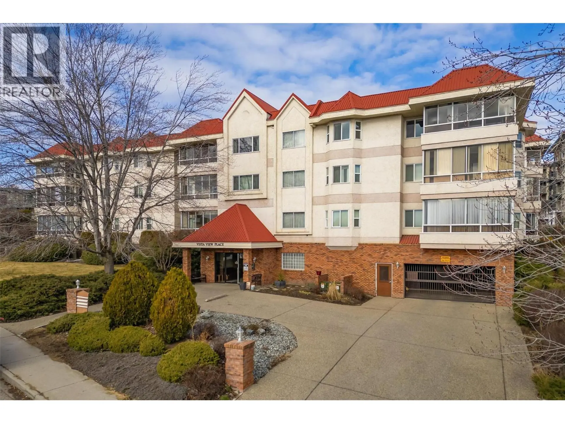 #203 1534 Lawrence Avenue - Image 1