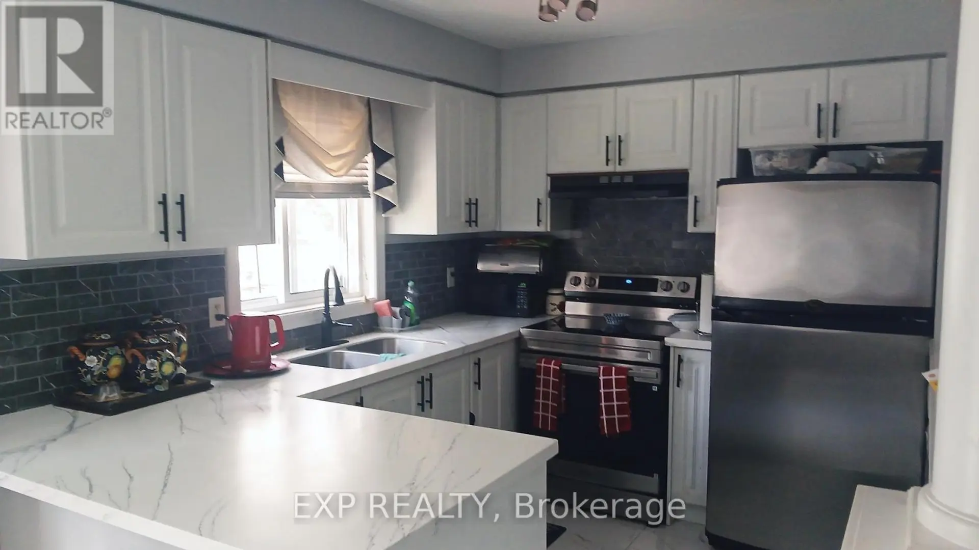 38 LIVIA HERMAN WAY - Image 4