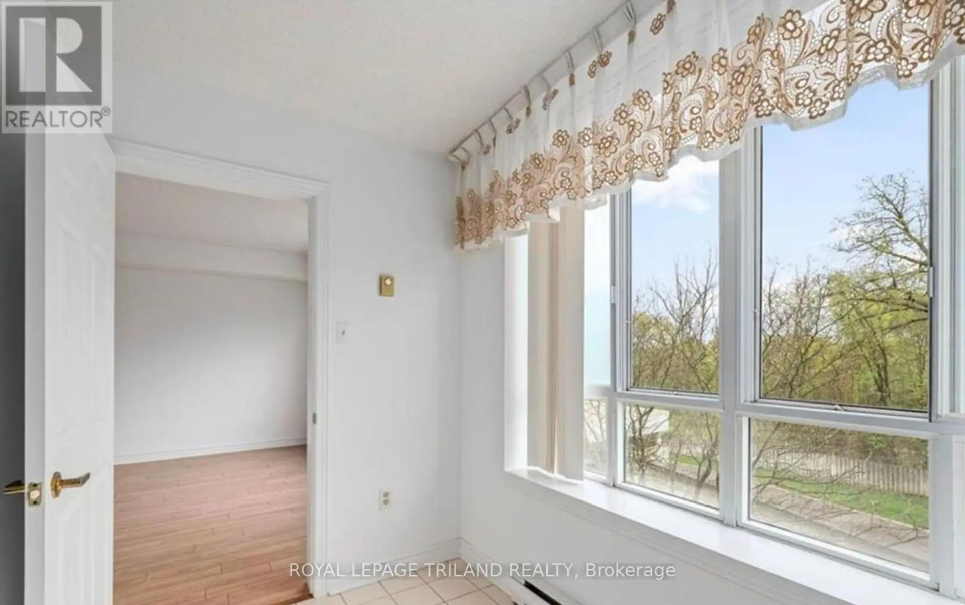 #404 1510 RICHMOND STREET - Image 3