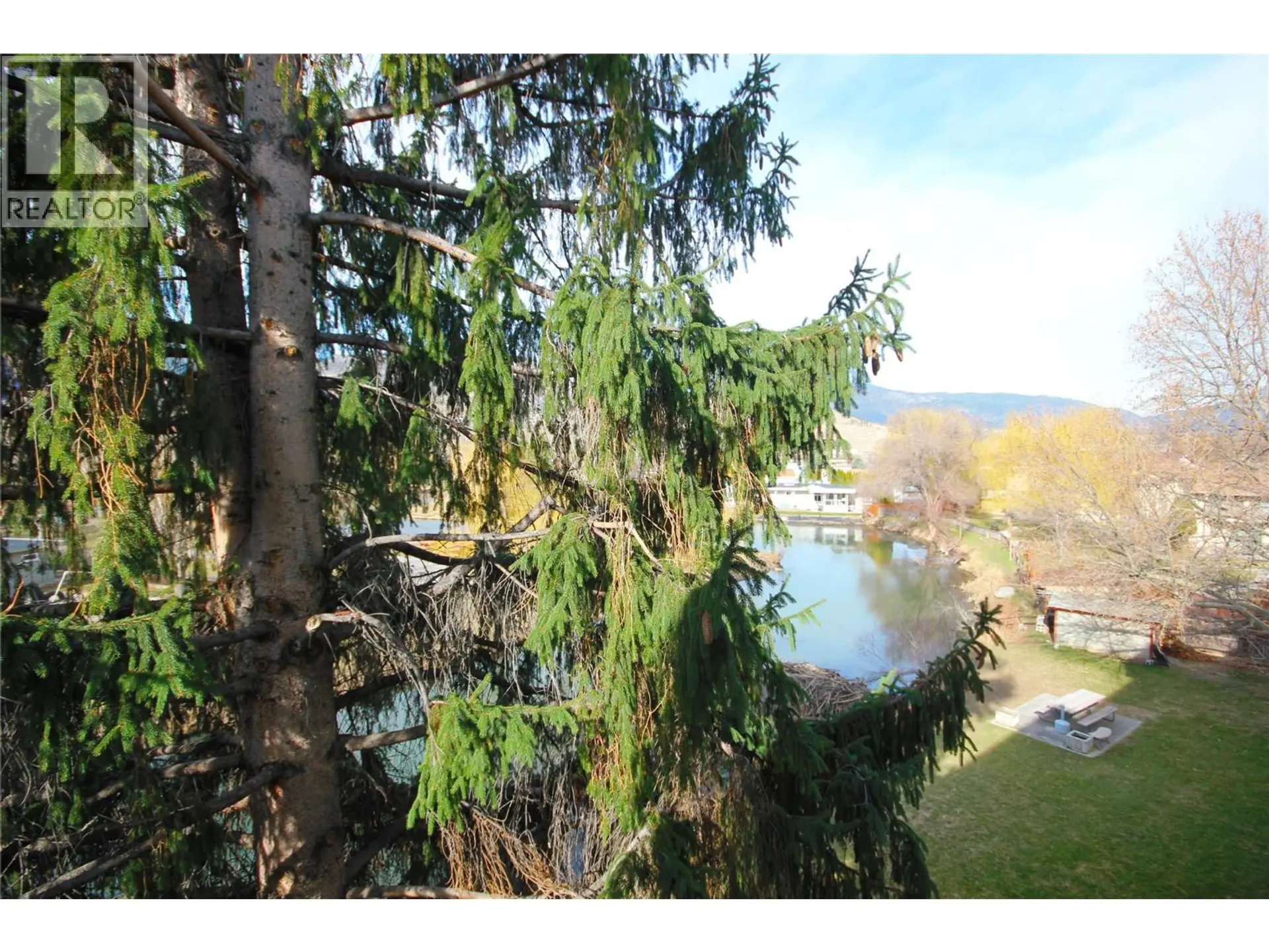 #402 150 Skaha Place - Image 15