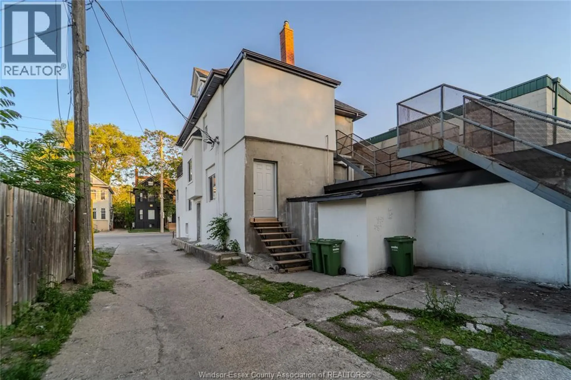 430 WYANDOTTE STREET West - Image 4