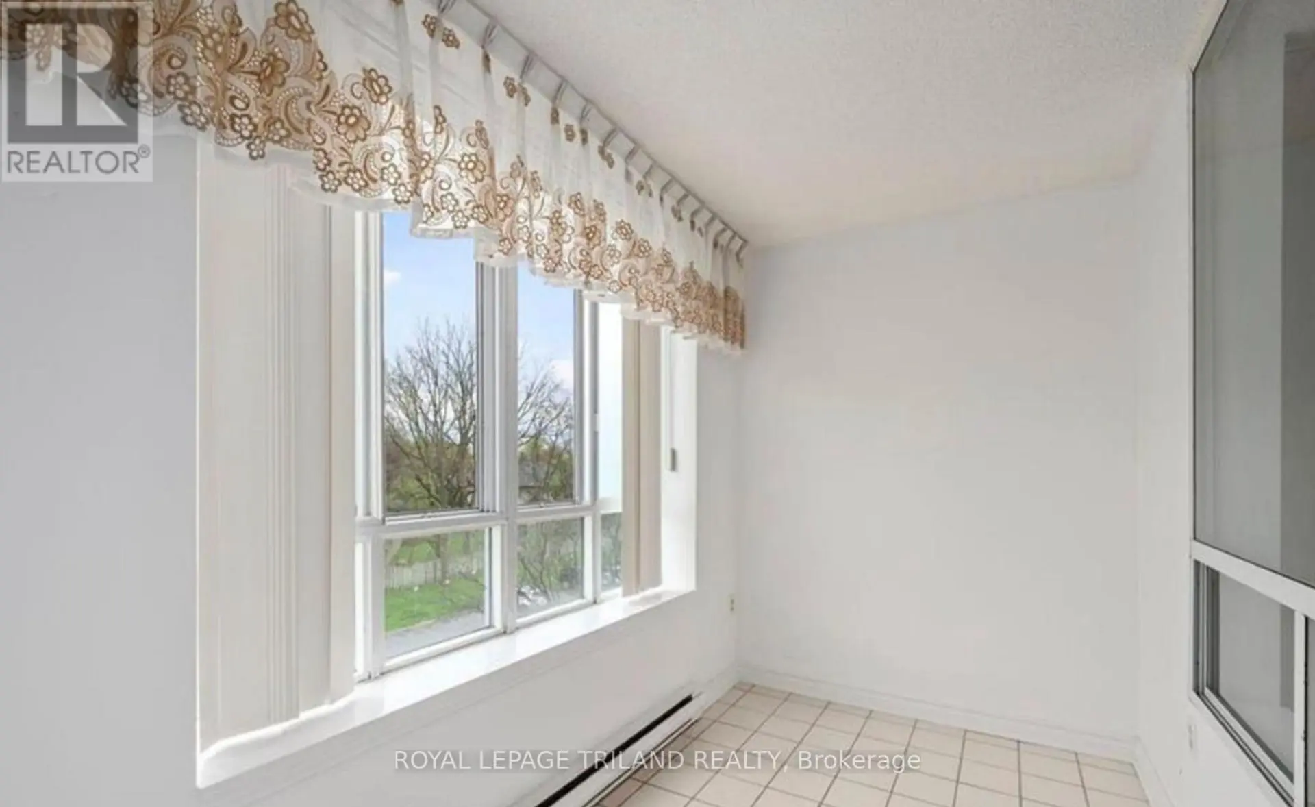 #404 1510 RICHMOND STREET - Image 4