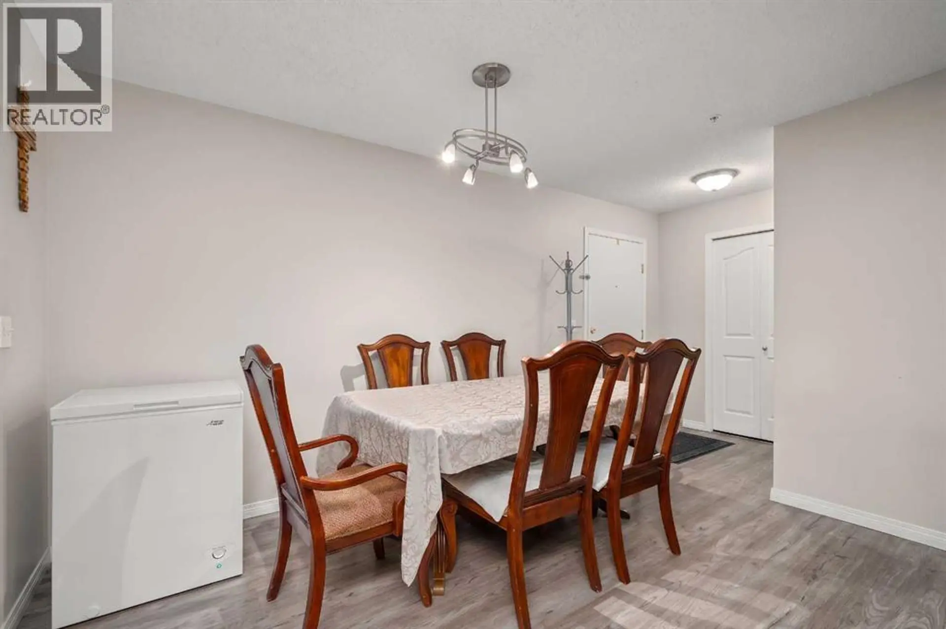 #2105 2371 Eversyde Avenue SW - Image 12