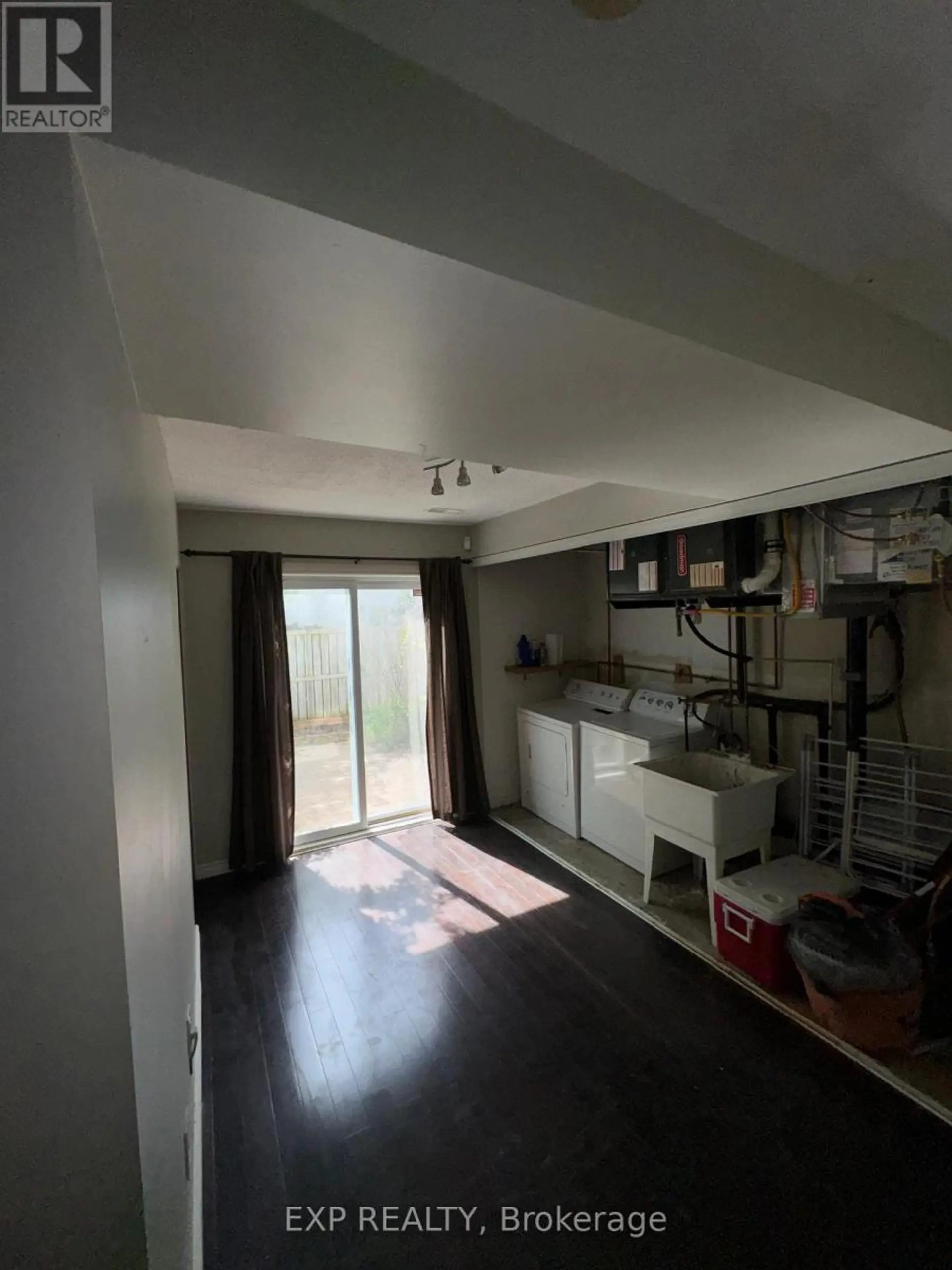 42 MANHATTAN CRESCENT - Image 12