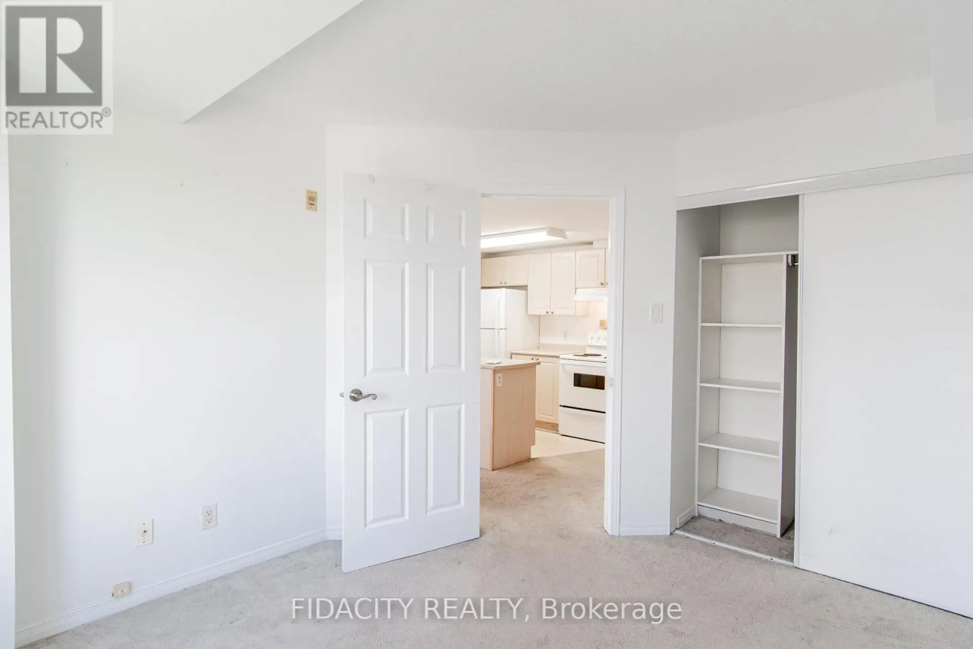 #7N 310 CENTRAL PARK DRIVE - Image 10