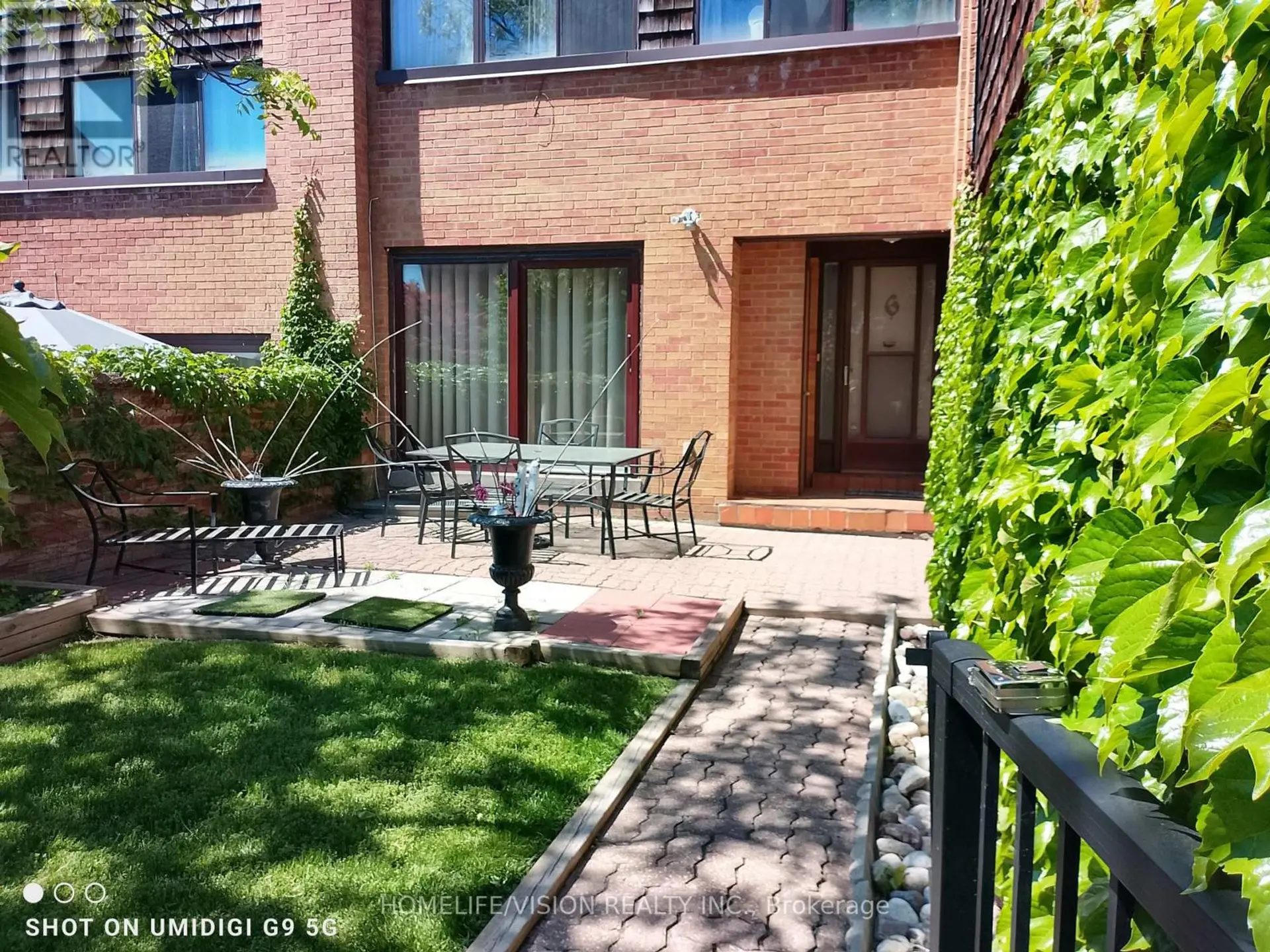 6 LAURIE SHEPWAY - Image 1