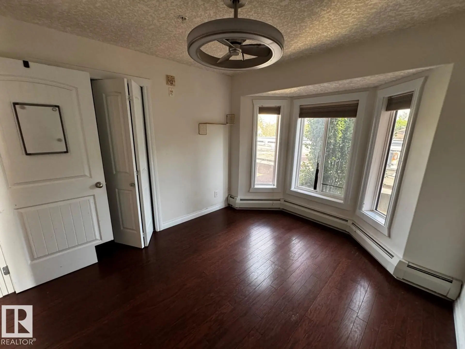 #301 10235 116 ST NW - Image 10