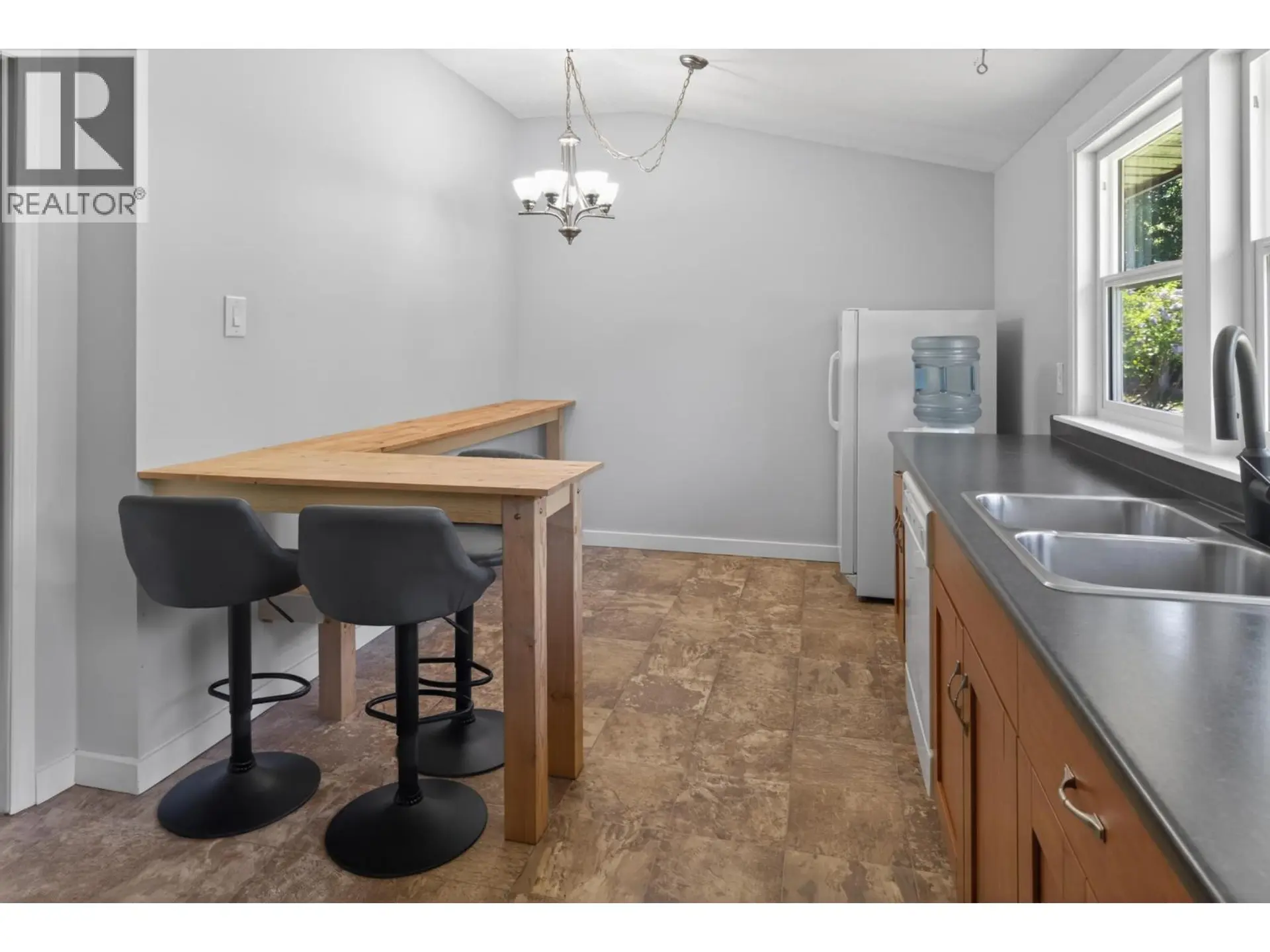 4 DRAKE STREET - Image 16