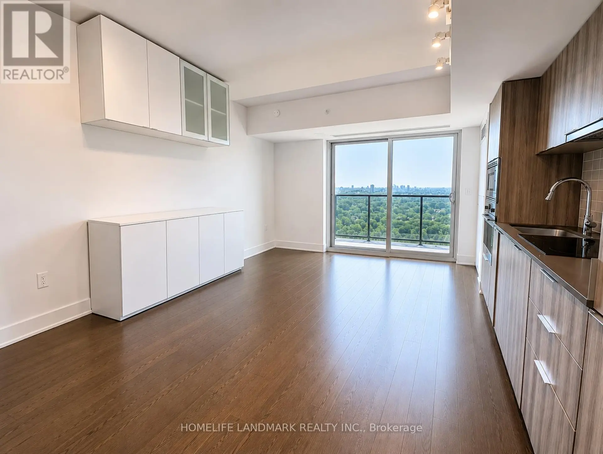 #2907 955 BAY STREET - Image 7