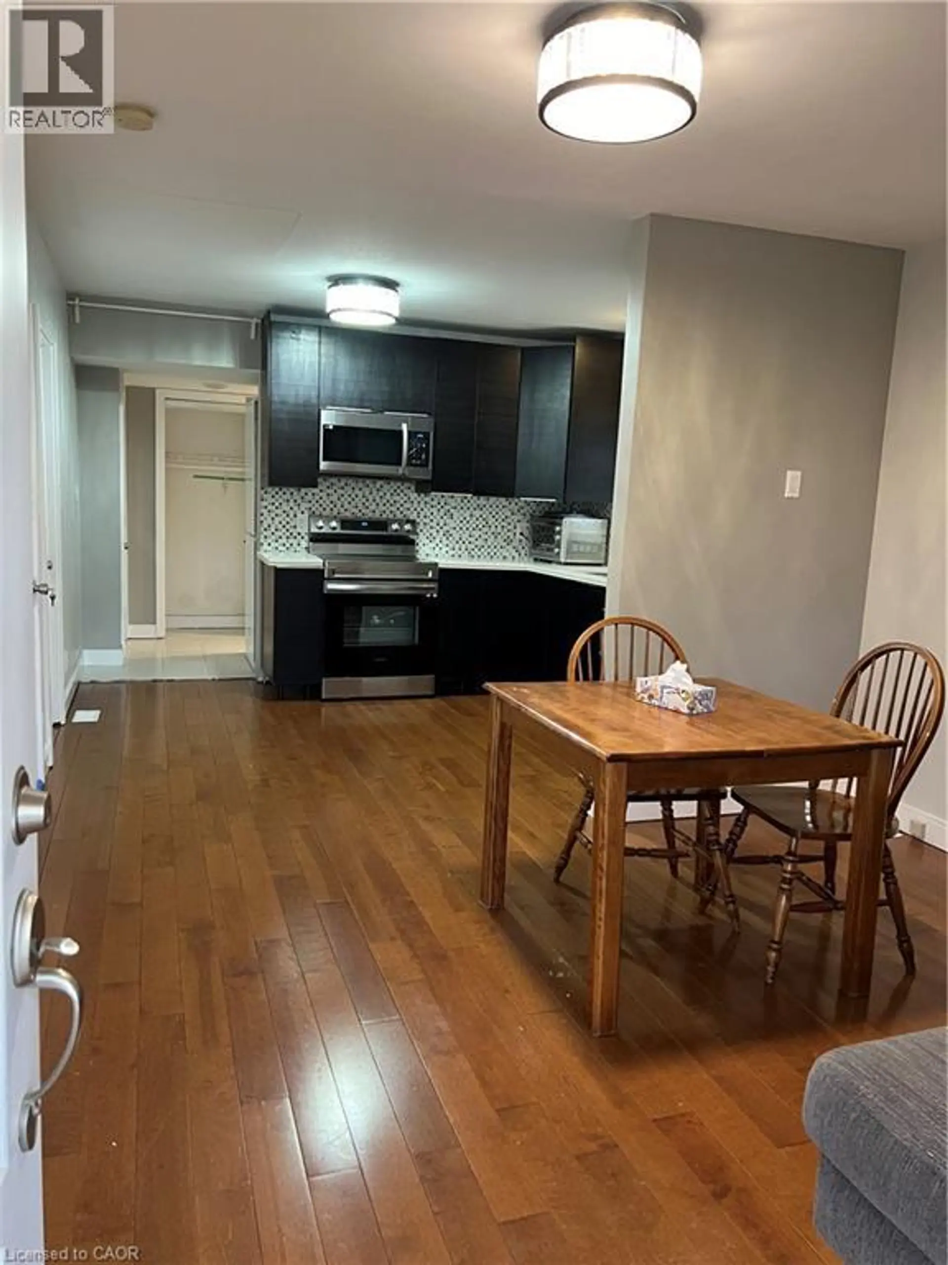 179 S VINE Street S - Image 3