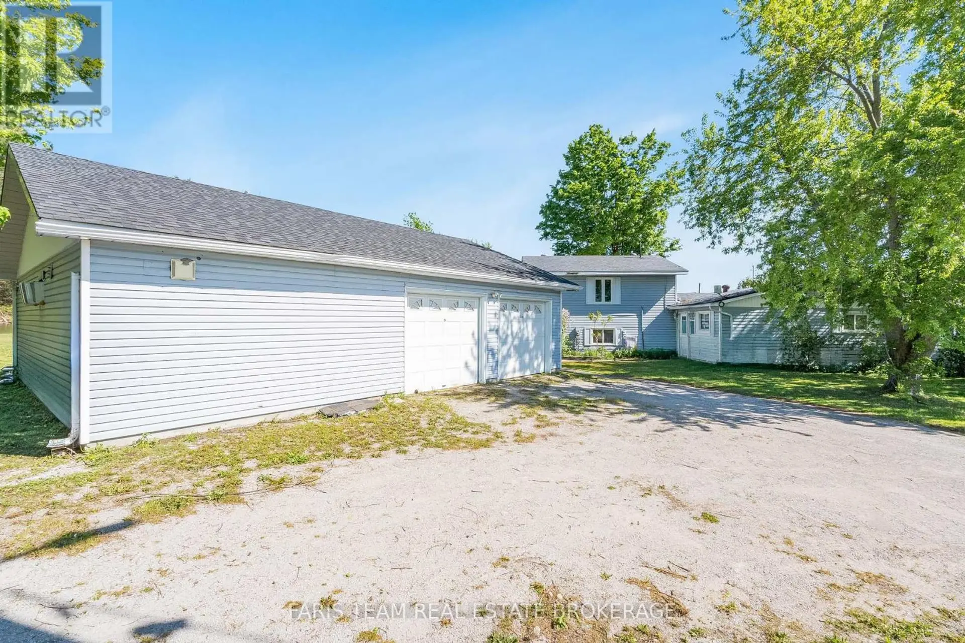 1008 RAINBOW VALLEY ROAD W - Image 13