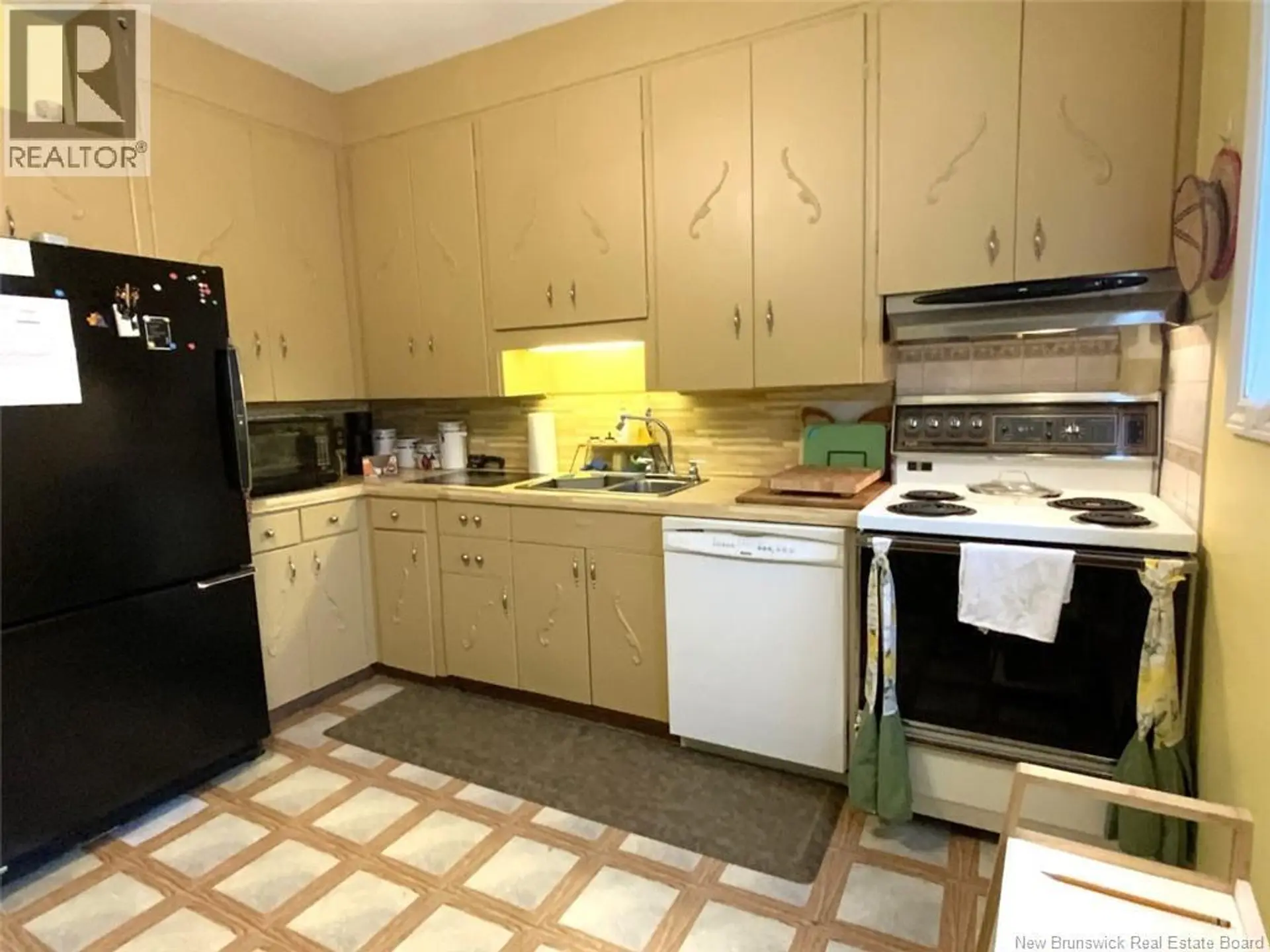 28 Lynott Street - Image 2