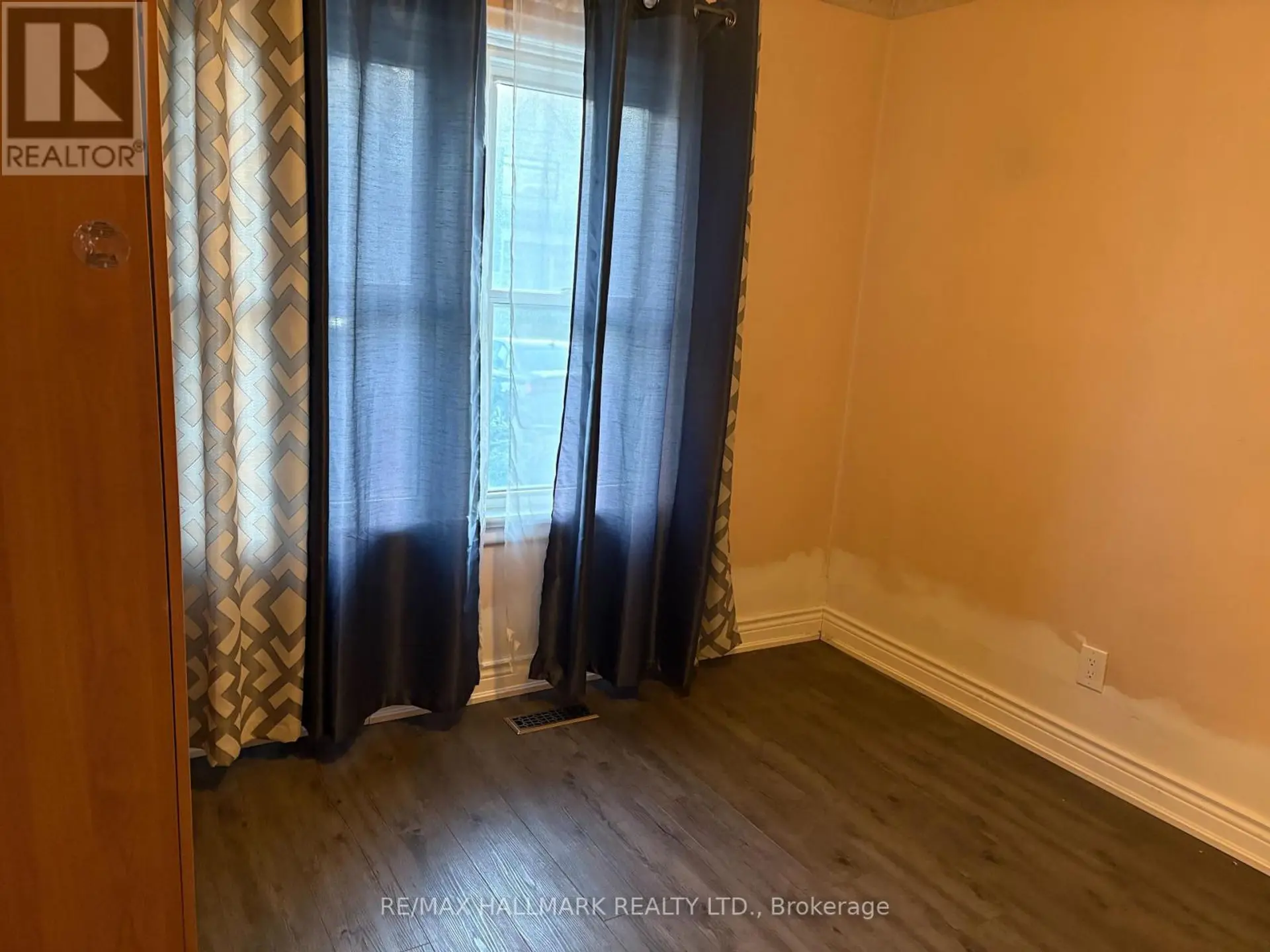 117 WILLIAM STREET - Image 4