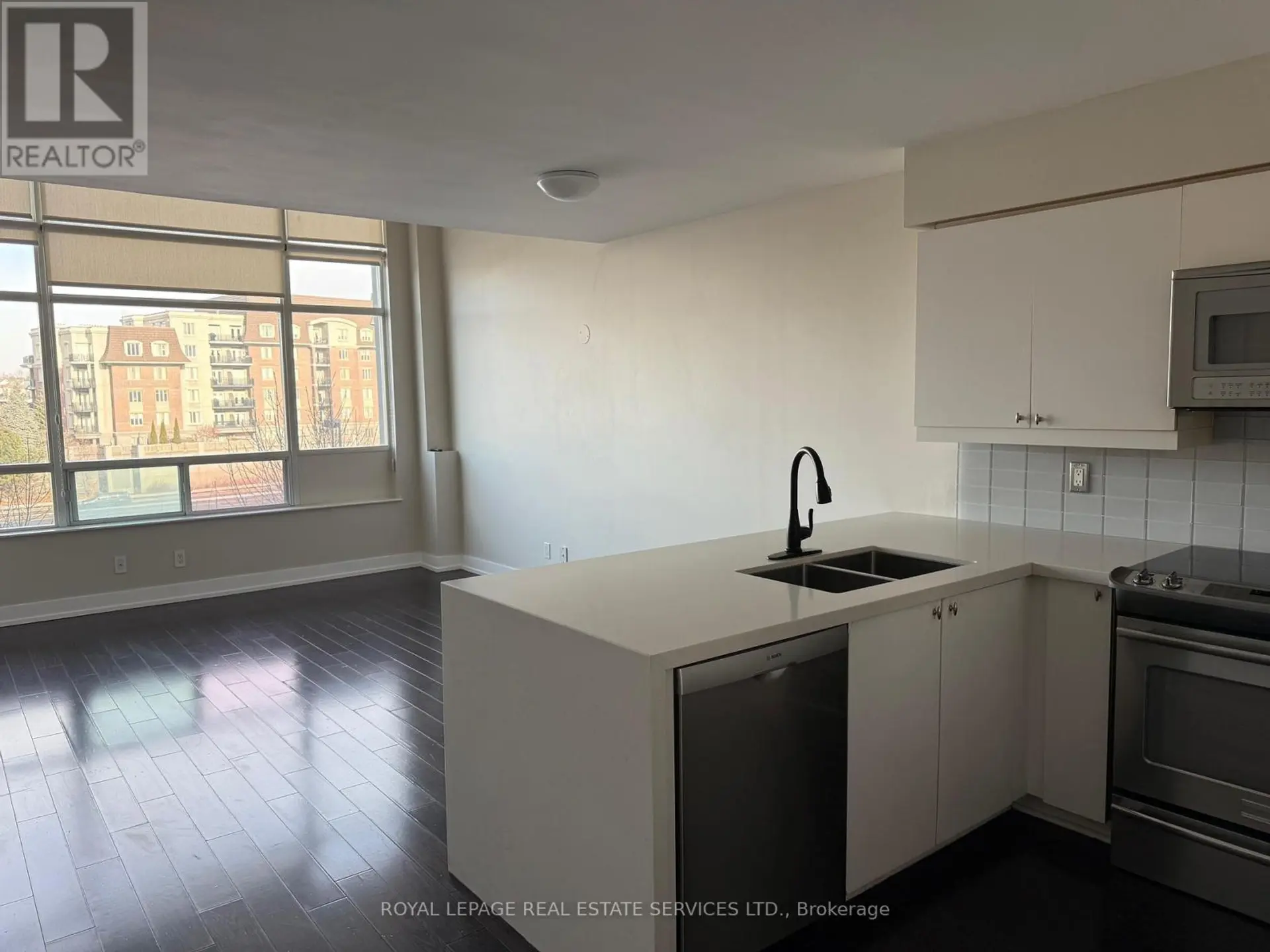 #334 200 MANITOBA STREET - Image 1