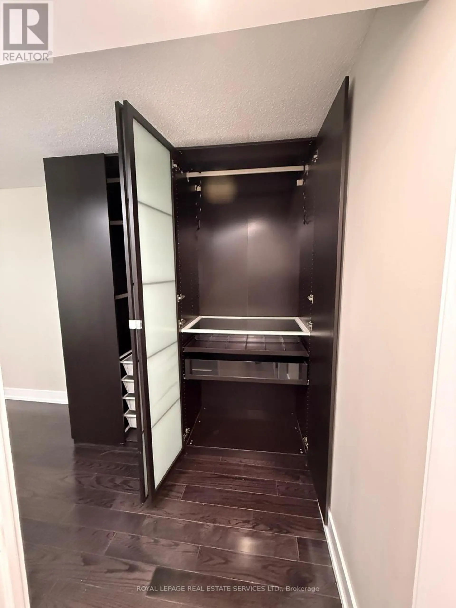 #334 200 MANITOBA STREET - Image 12