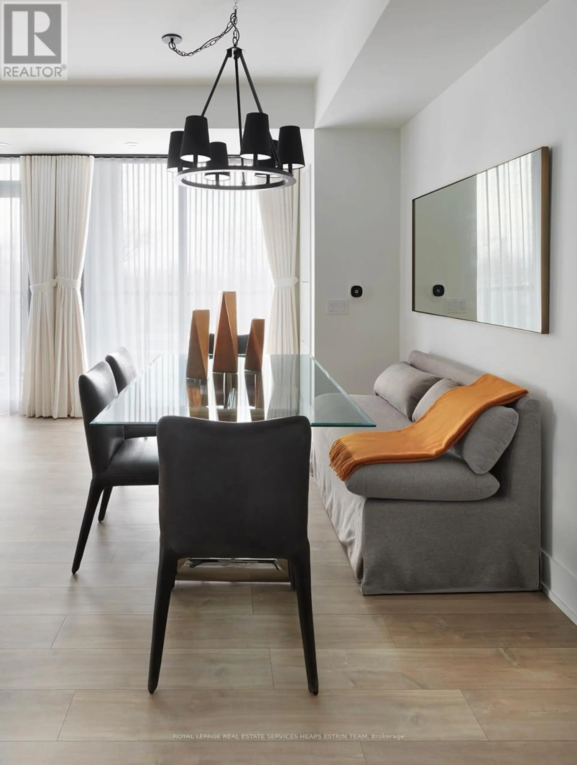 #328 858 DUPONT STREET - Image 3