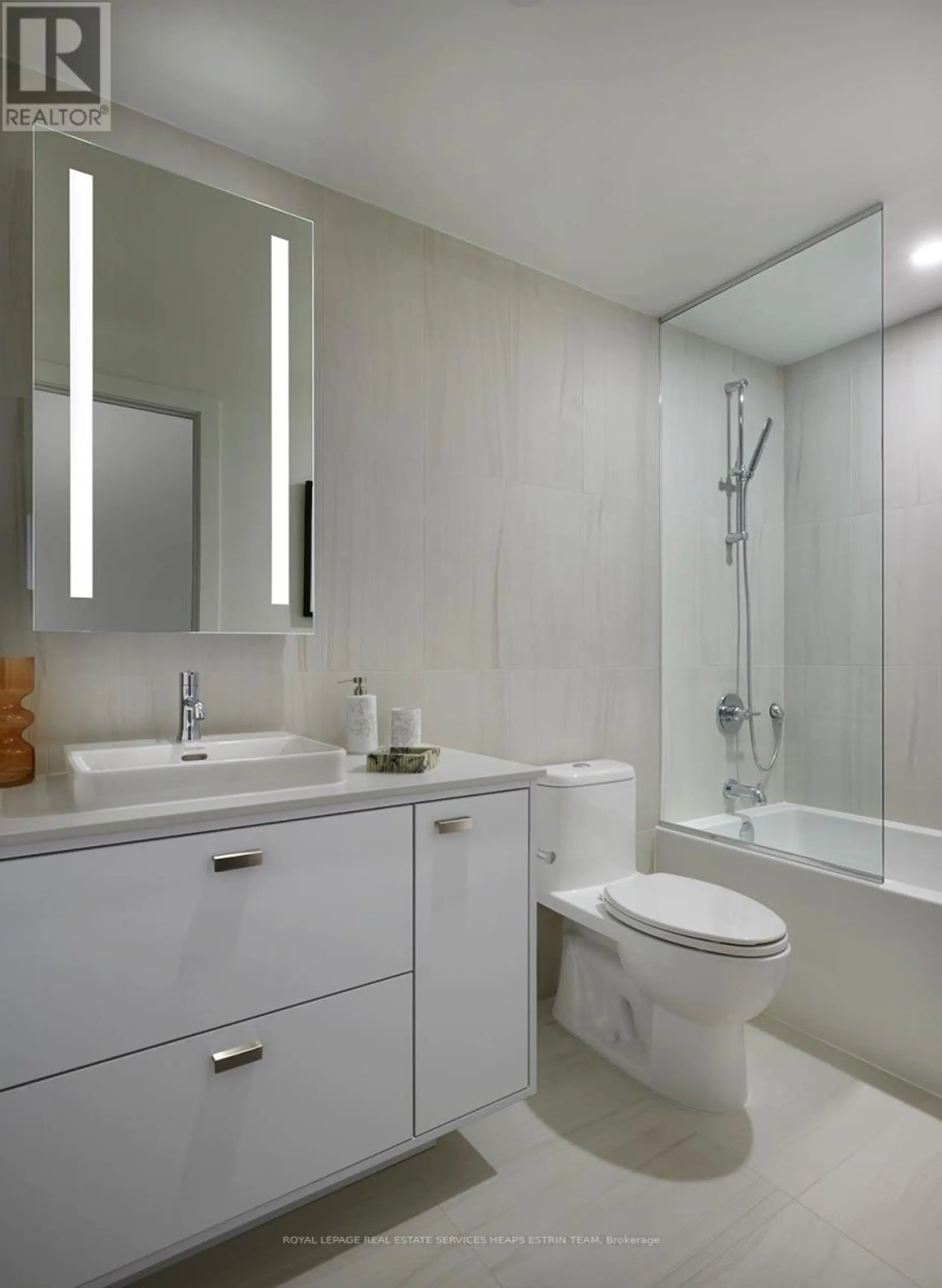 #328 858 DUPONT STREET - Image 8